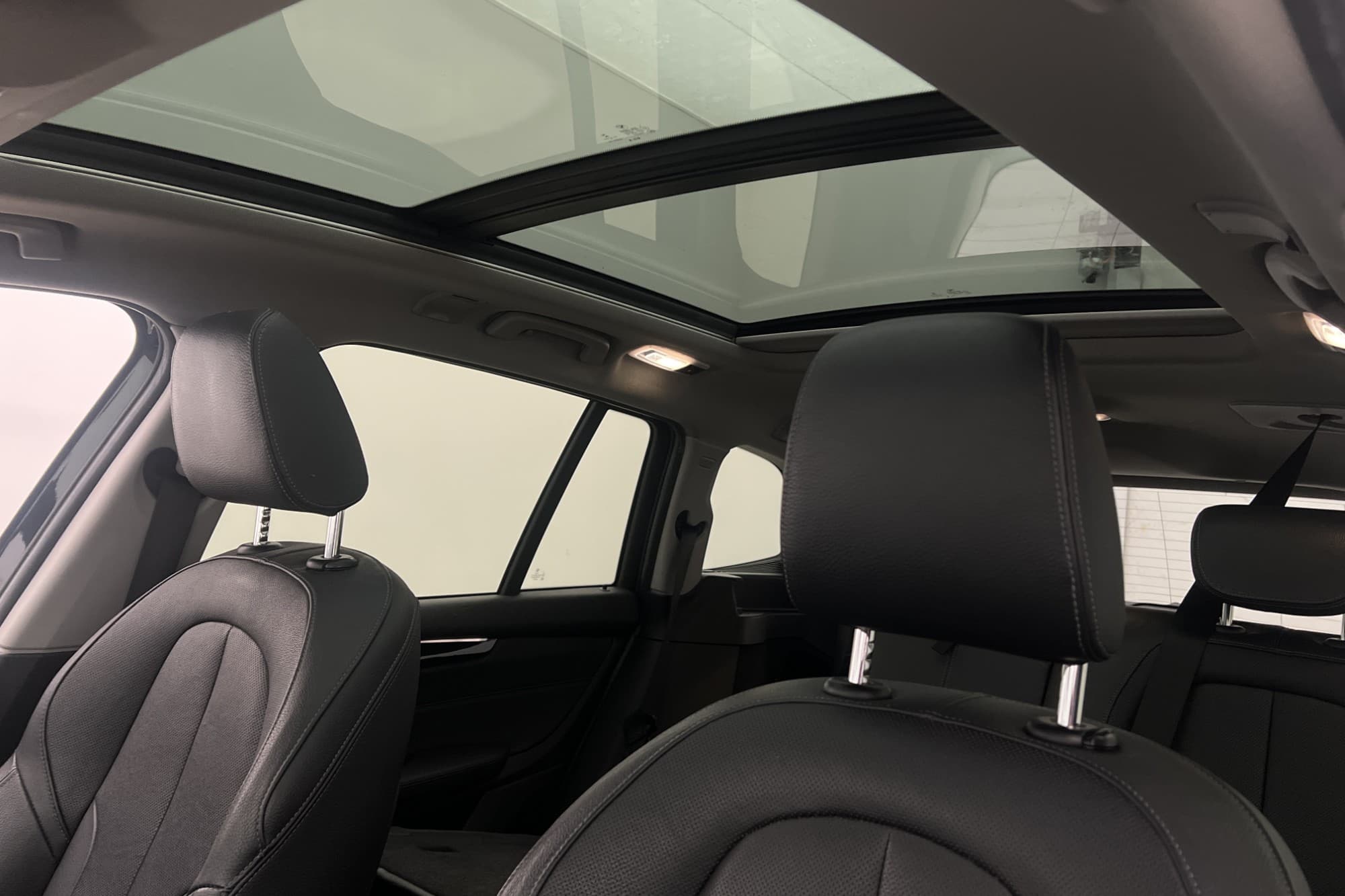 BMW 220D xDrive GT Sport line 7-Sits Pano HUD HiFi Navi Drag