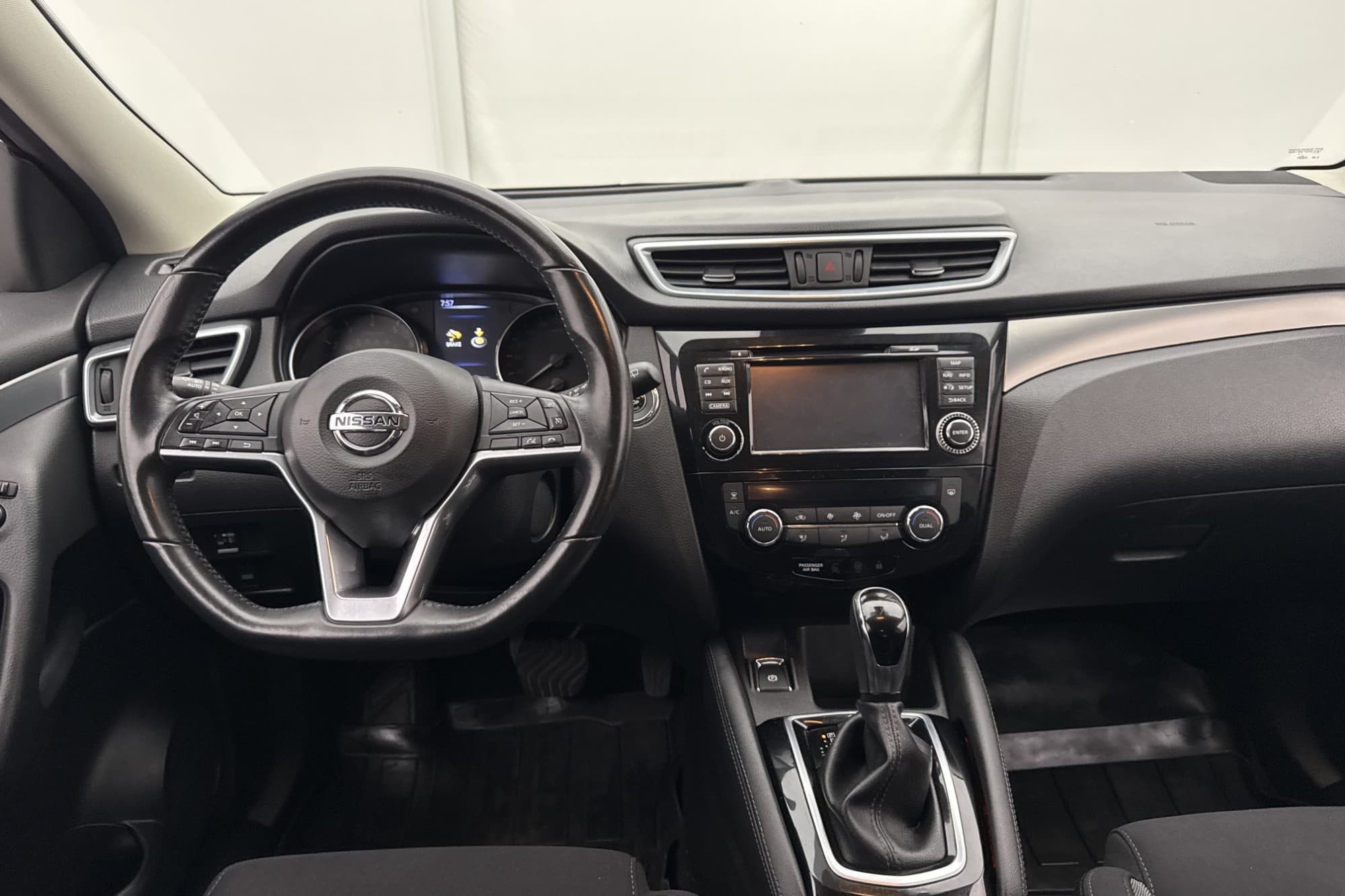 Nissan Qashqai 1.2 DIG-T 115hk N-Connecta 360° Navi 