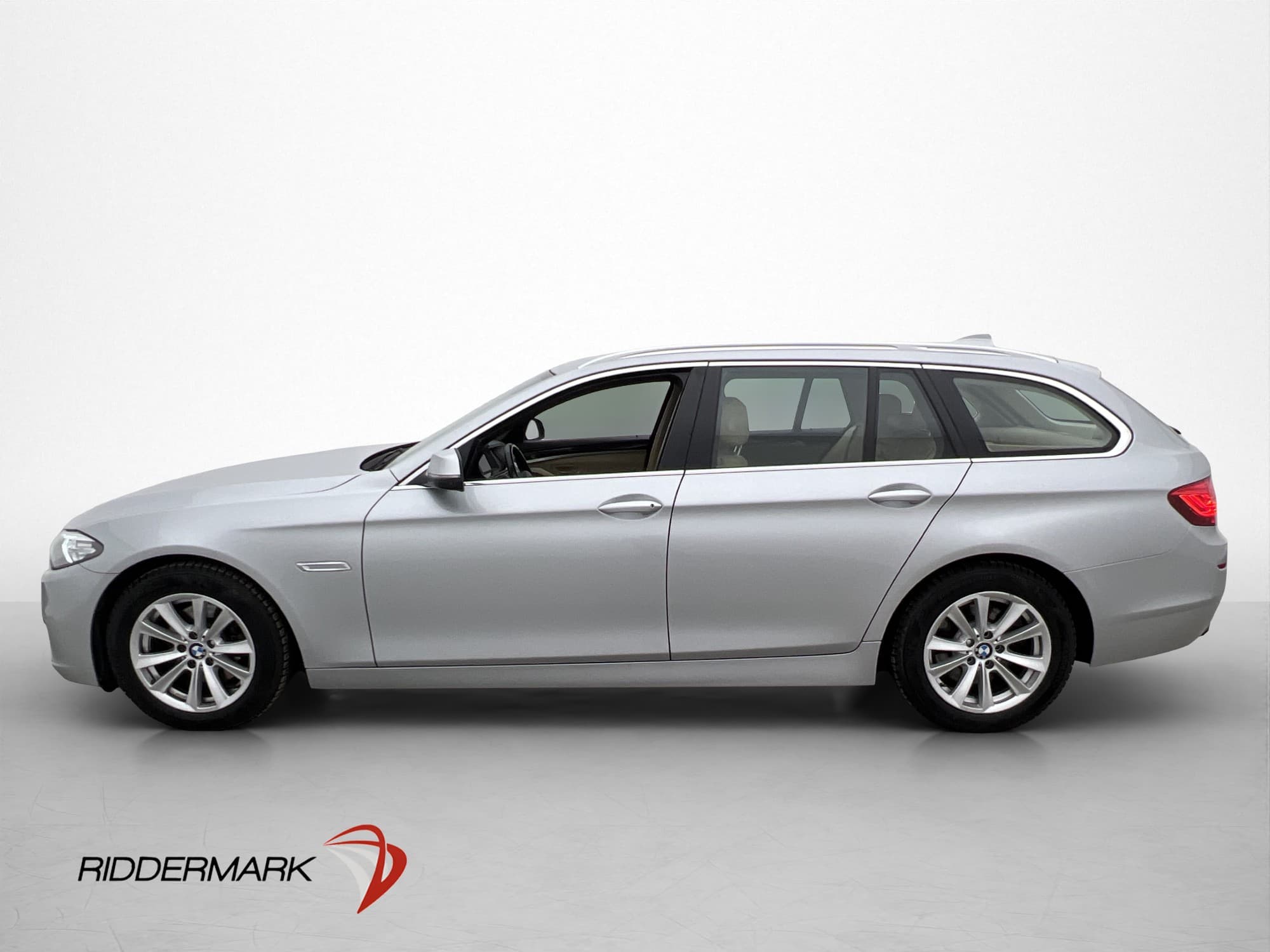 BMW 520d 184hk Keyless Xenon El-stolar Sensorer 0,49L/Mil