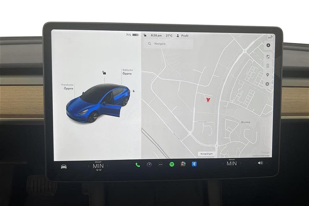 Tesla Model 3 Long Range AWD 440hk Drag Svensksåld Premiuminteriör