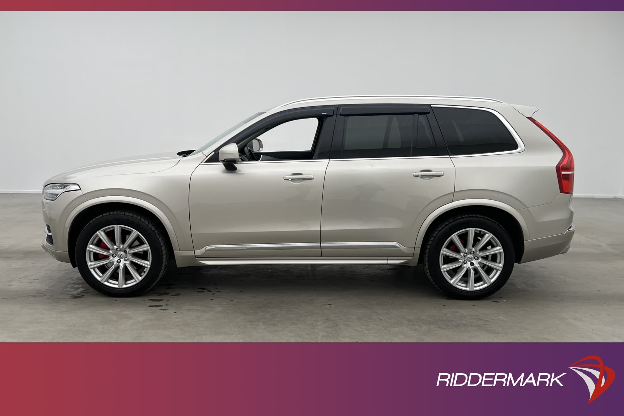 Volvo XC90 D5 AWD 225hk Inscription 360 VOC Värm Navi 7-Sits