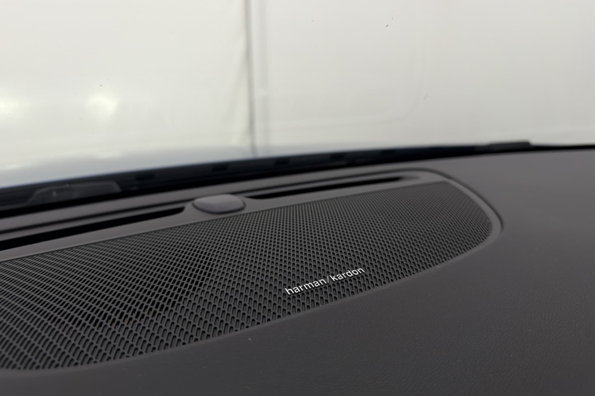 Volvo V60 Recharge T6 AWD R-Design HUD H/K Värm 360° Navi