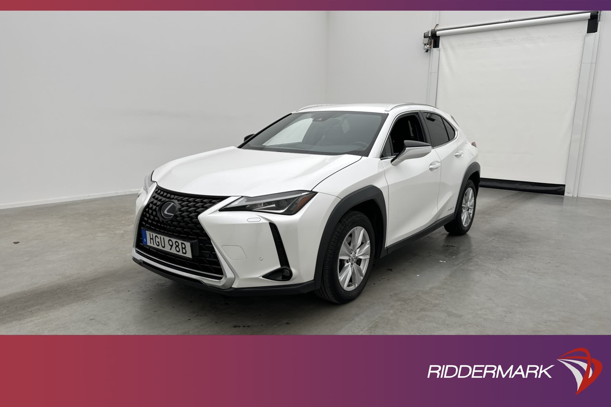 Lexus UX 250h 184hk