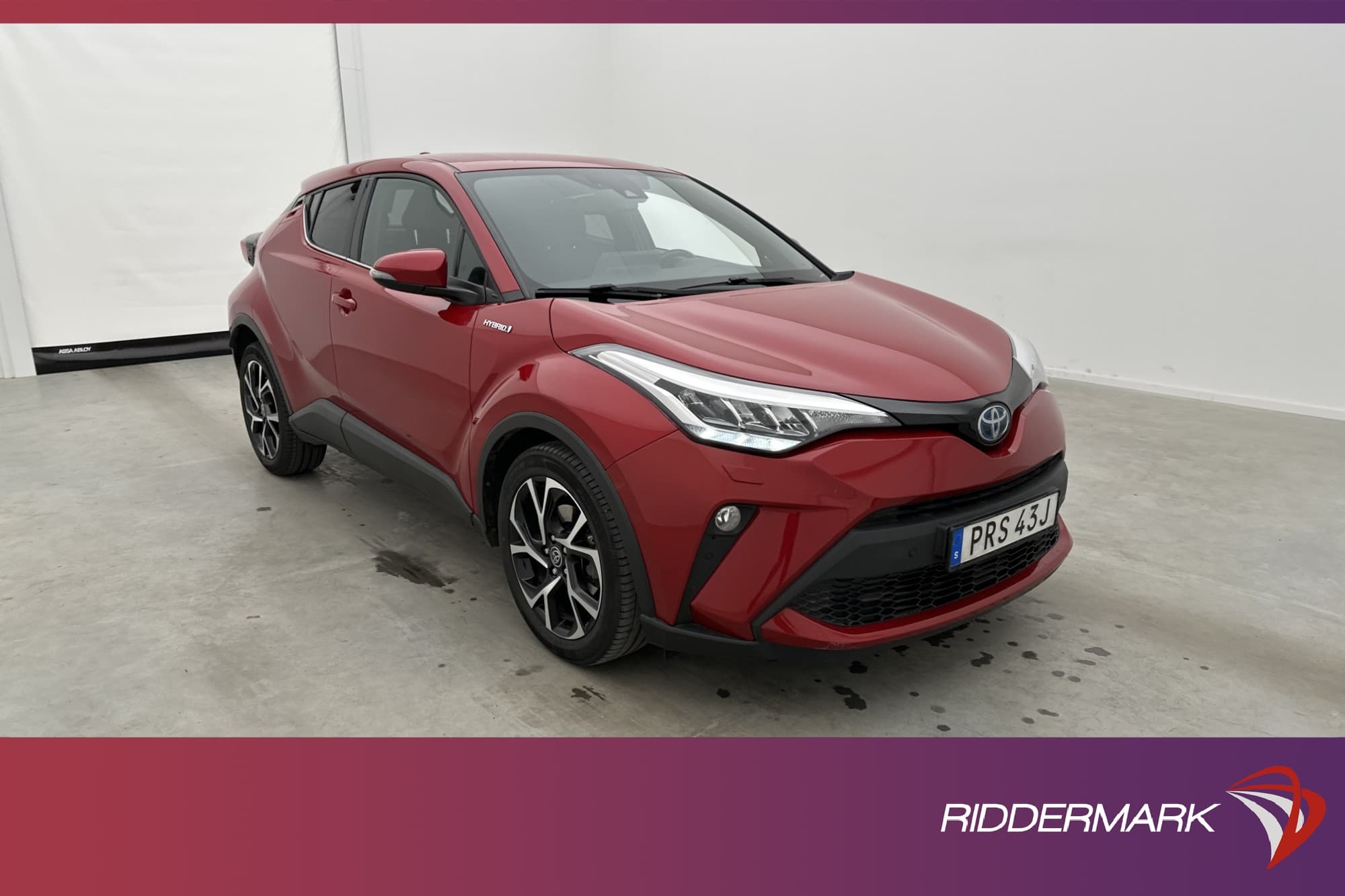 Toyota C-HR Hybrid 122hk