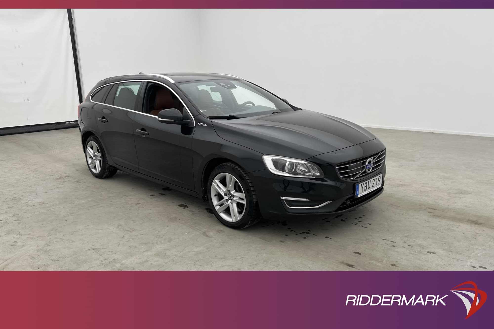 Volvo V60 D5 Plug-in AWD