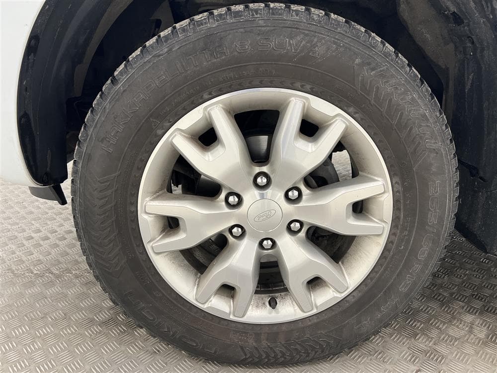 Ford Ranger Wildtrak 3.2 Eu6 4WD 200hk Värmare Drag Moms interiör