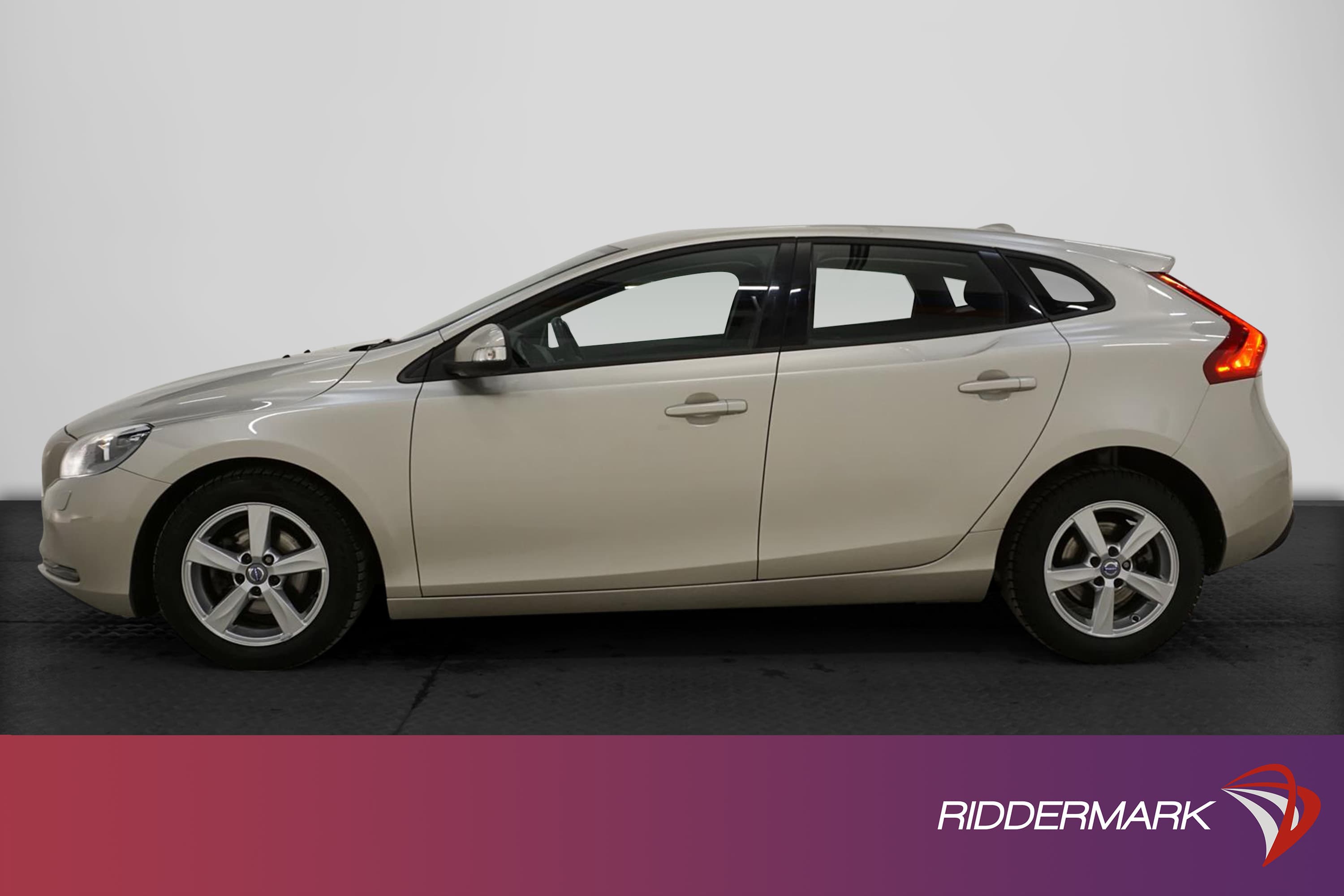 Volvo V40 D2 120hk