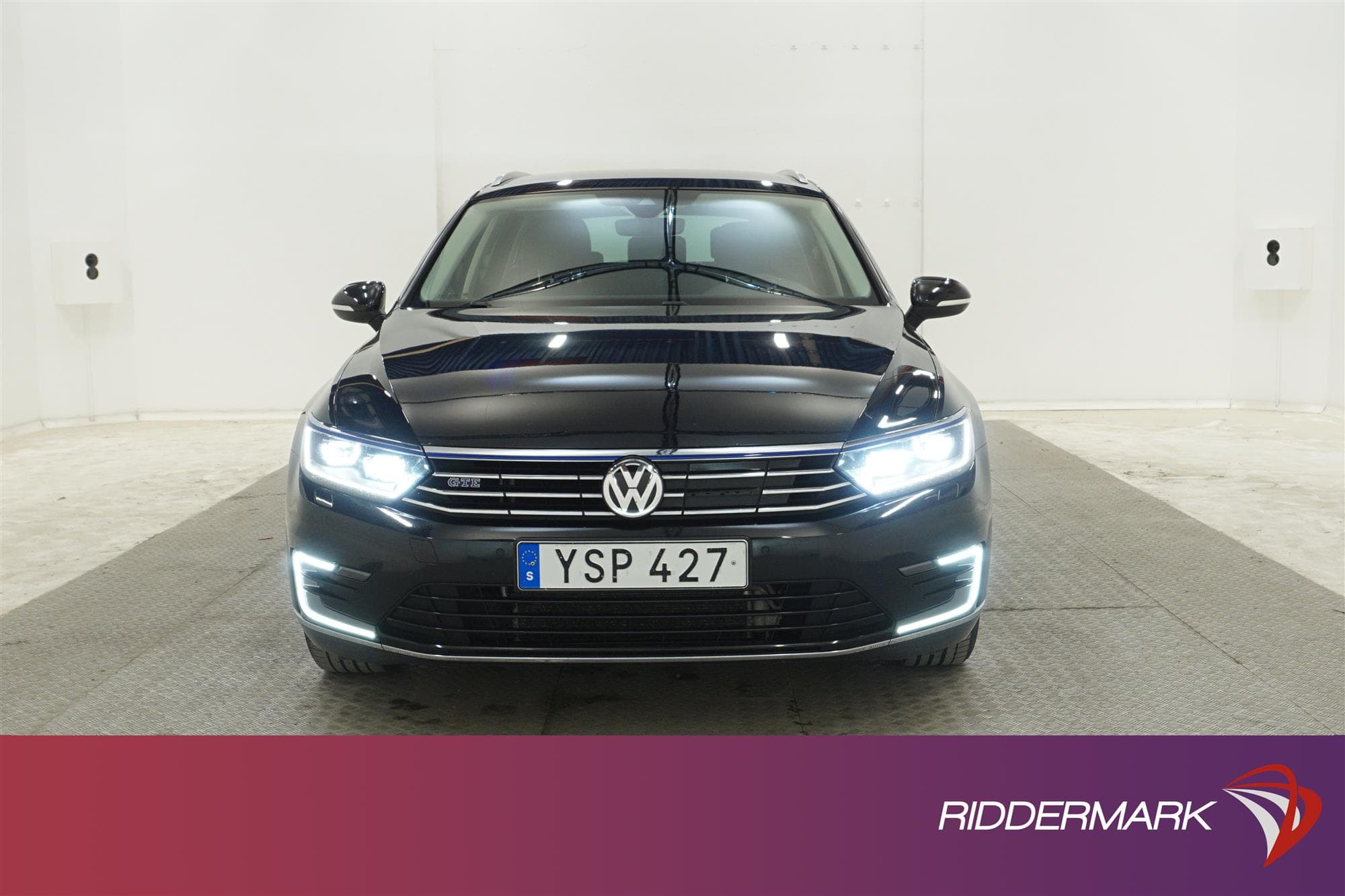 Volkswagen Passat GTE 218hk