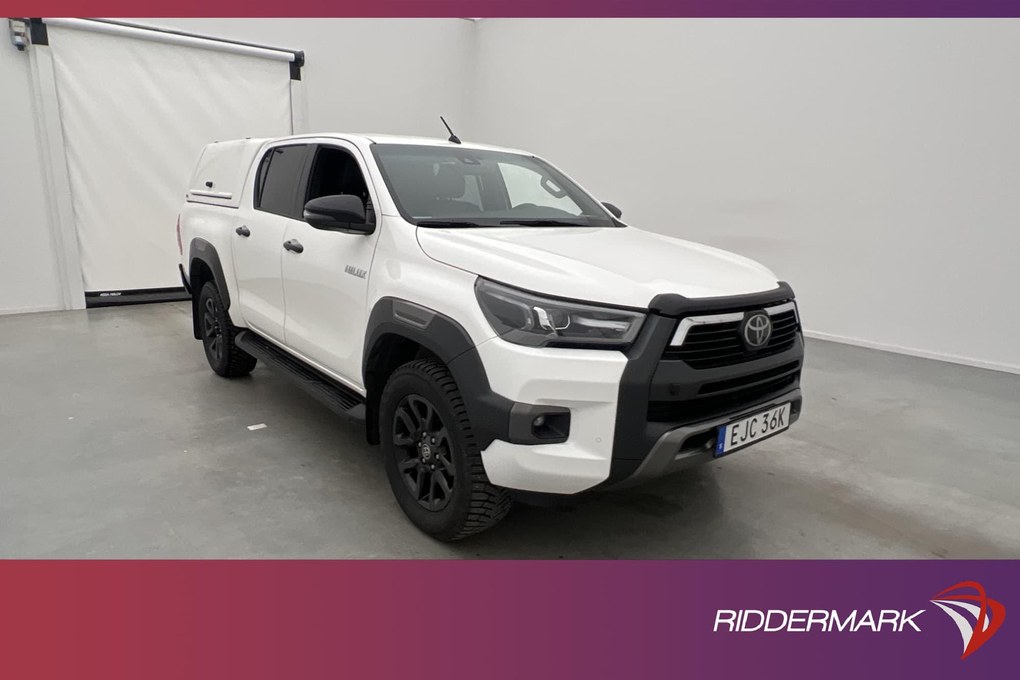 Toyota Hilux Invincible 2.8 4WD