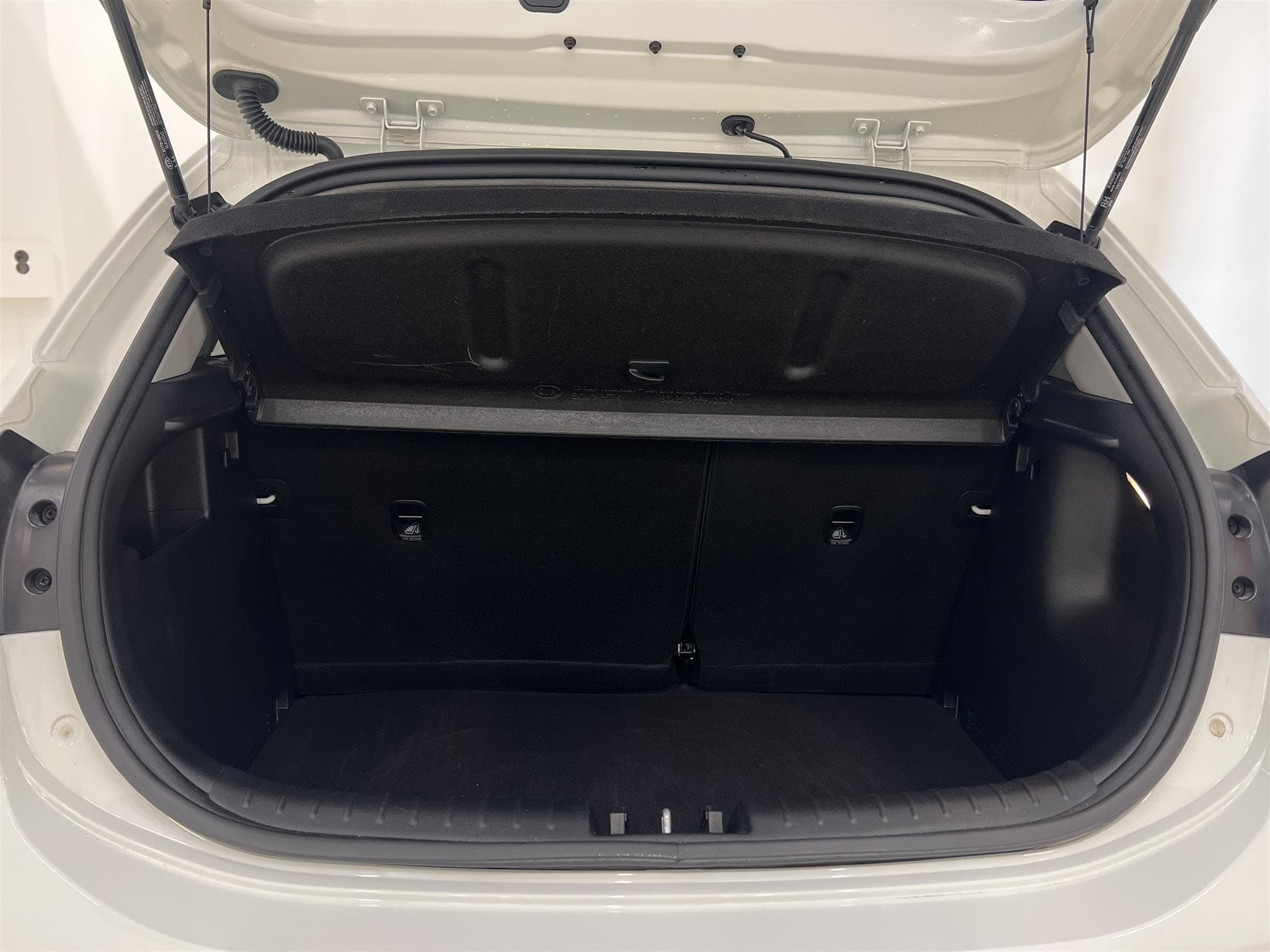Kia Rio 1.2 84hk M&K-Värmare B-Kamera 712kr Skatt 0,51L/mil