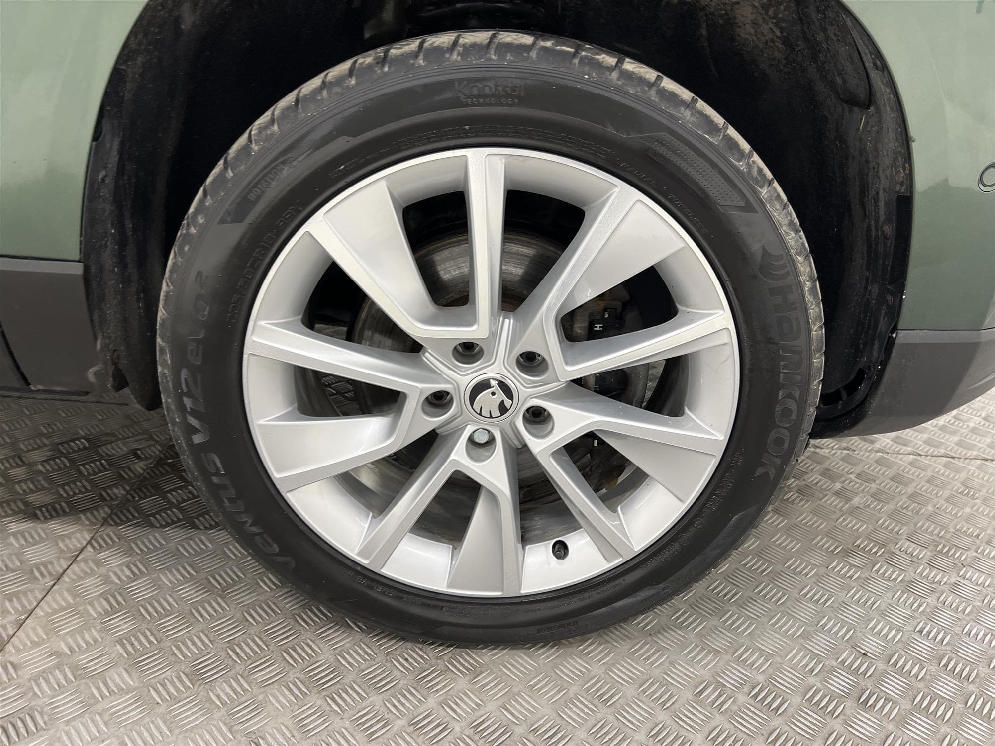 Skoda  Karoq 2.0 TDI 4x4 DSG 150hk Businessline D-Värm Drag 