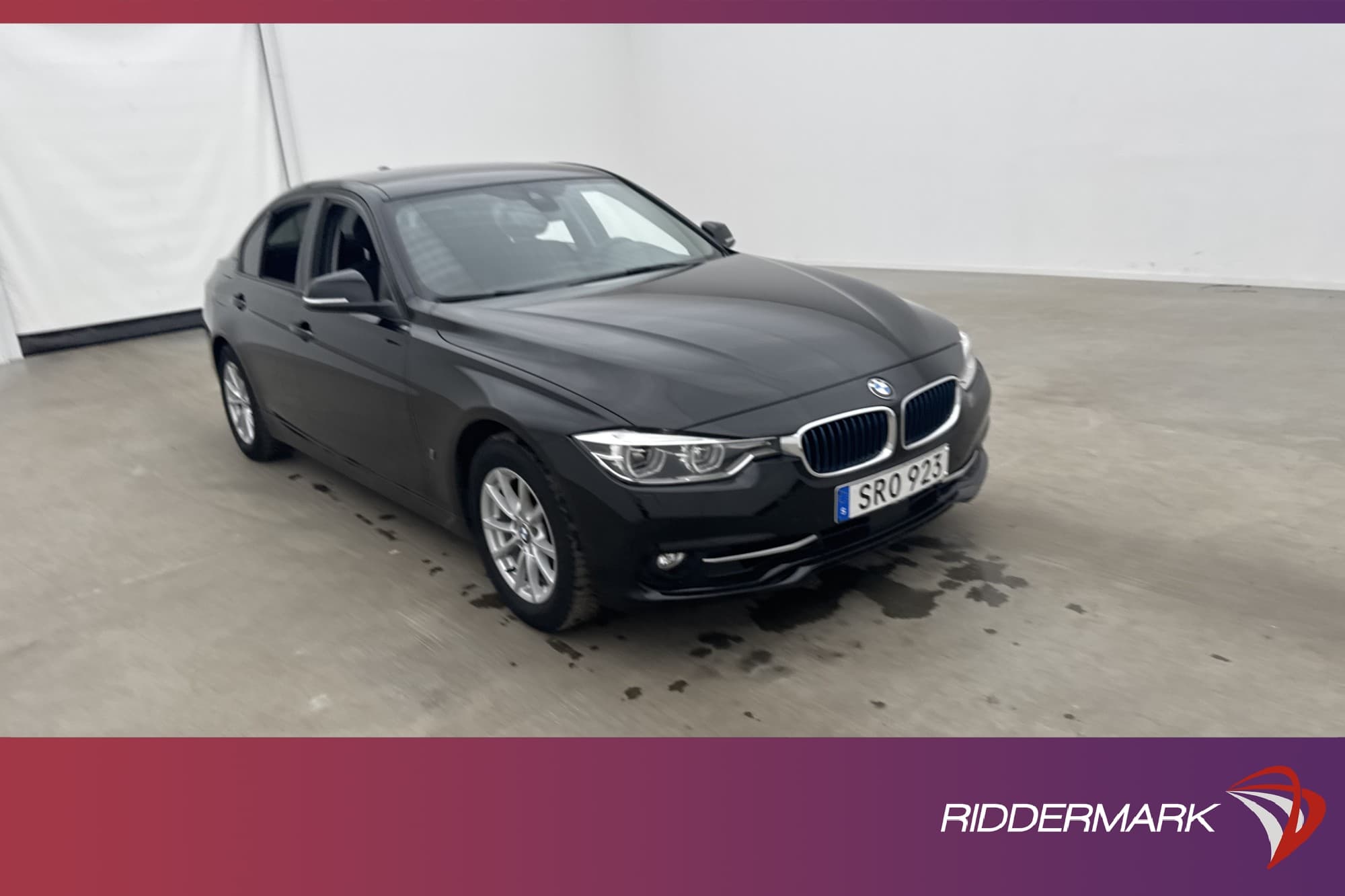 BMW 330e 252hk