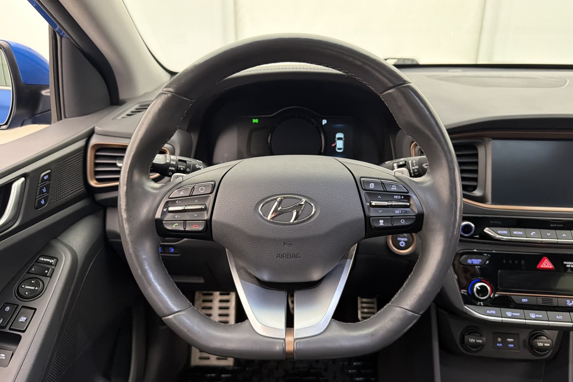 Hyundai Ioniq Electric 28 kWh Premium Plus Taklucka Kamera