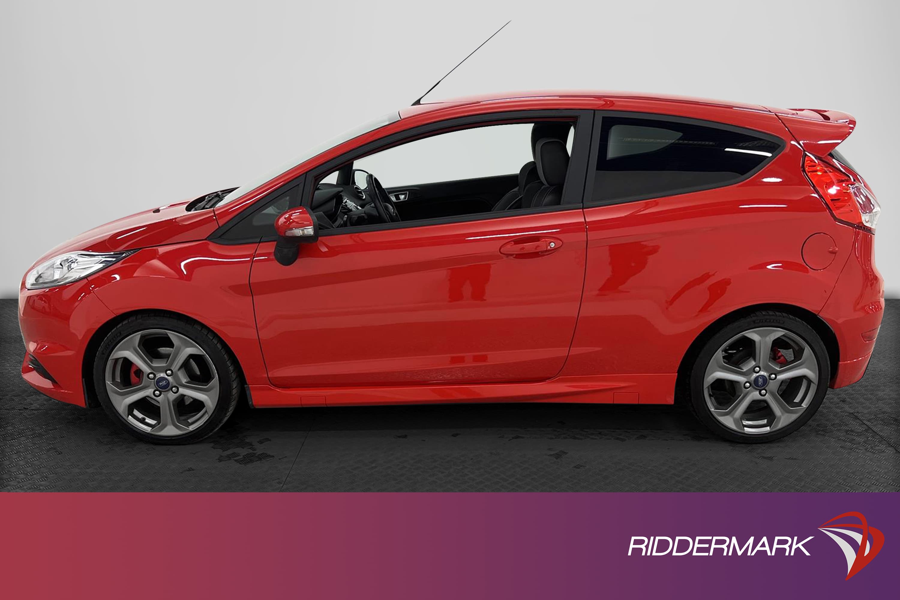 Ford Fiesta ST 182hk 