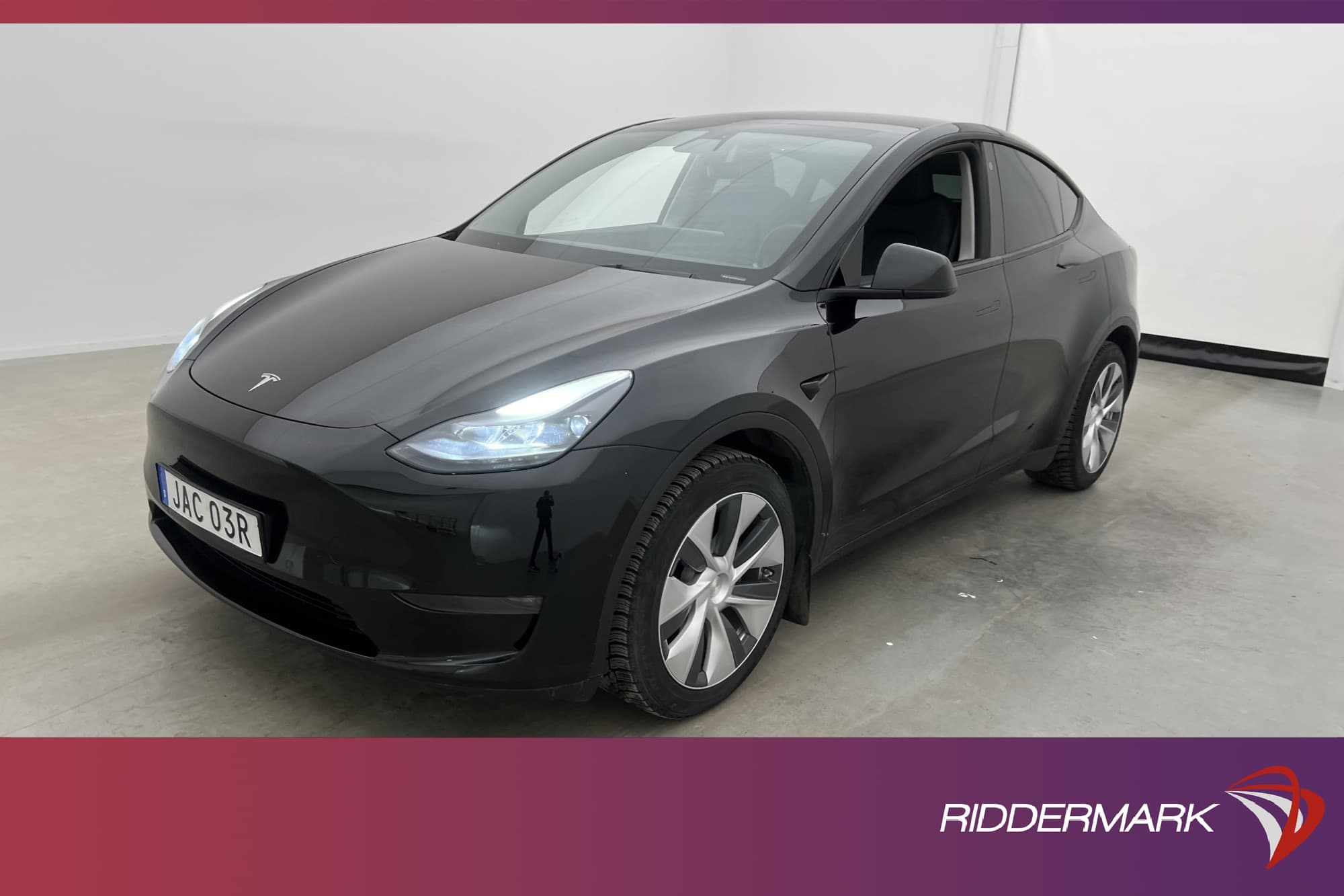 Tesla Model Y Long Range AWD