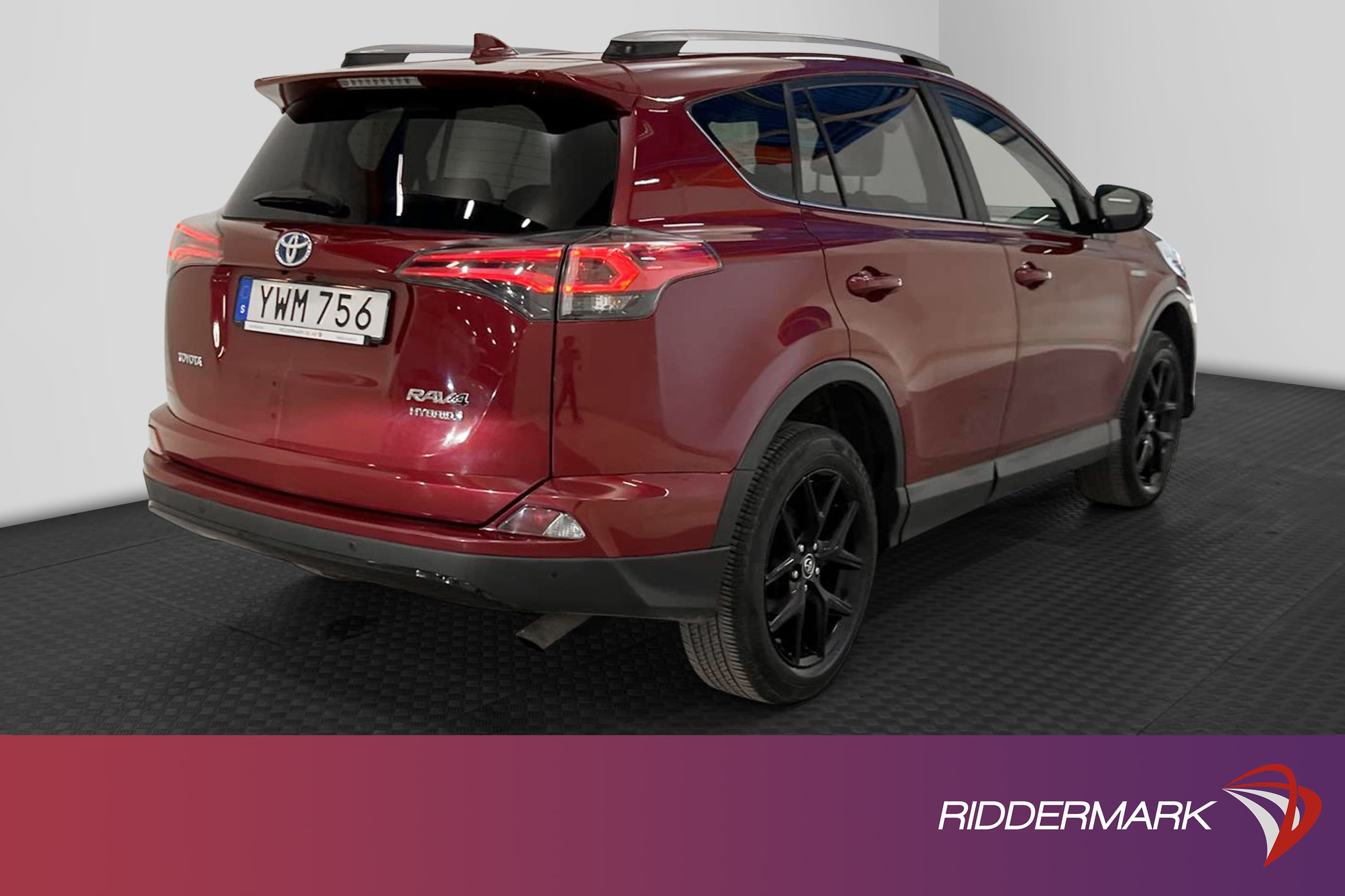 Toyota RAV4 2.5 HSD AWD 197hk 1 Brukare Navi B-Kam Keyless