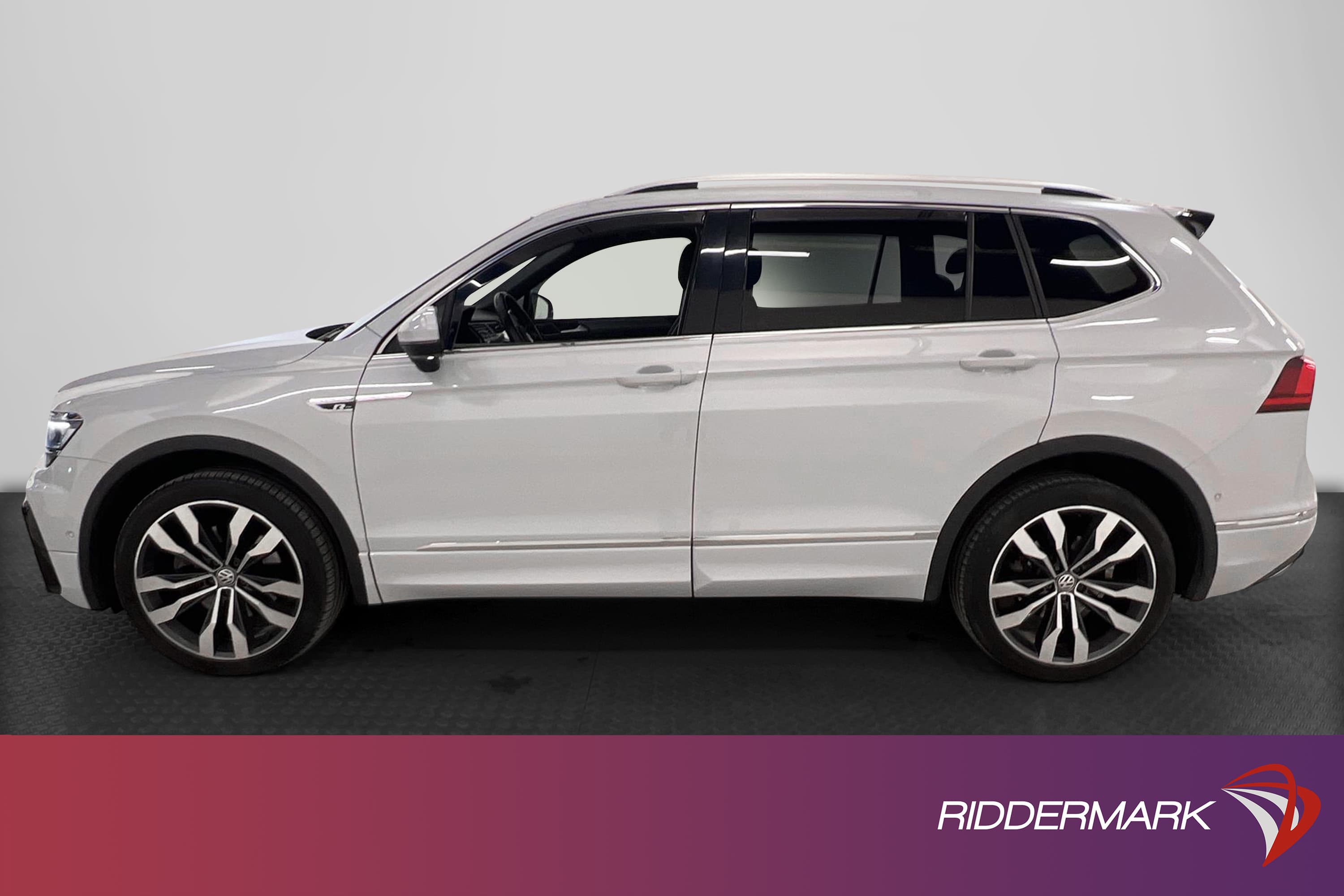 Volkswagen Tiguan Allspace 240hk 4M R-line Cockpit D-värm 