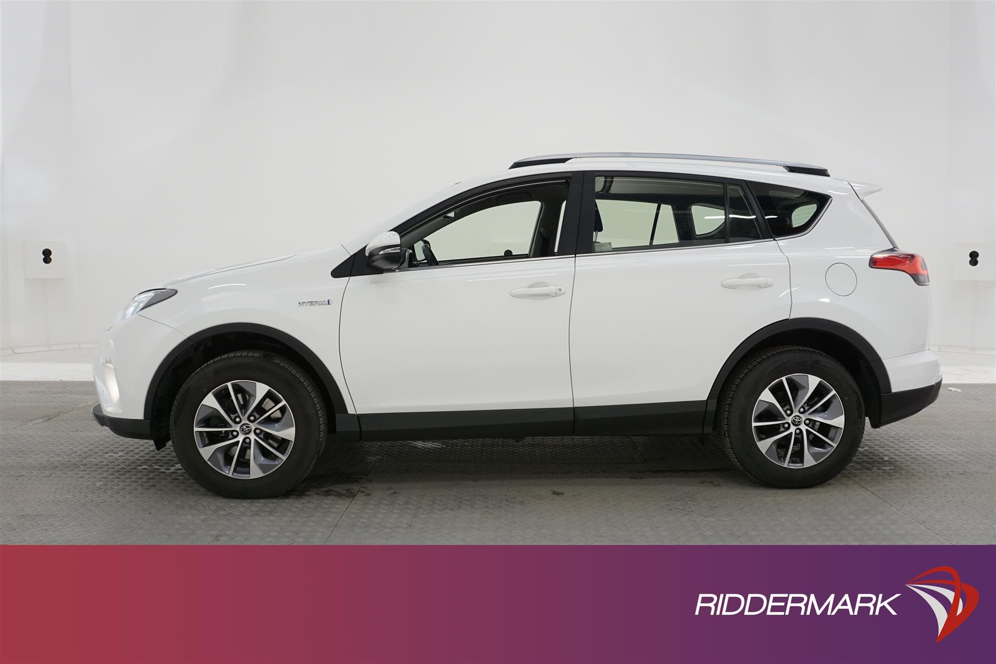 Toyota RAV4 Hybrid 2.5 AWD E-CVT 197hk