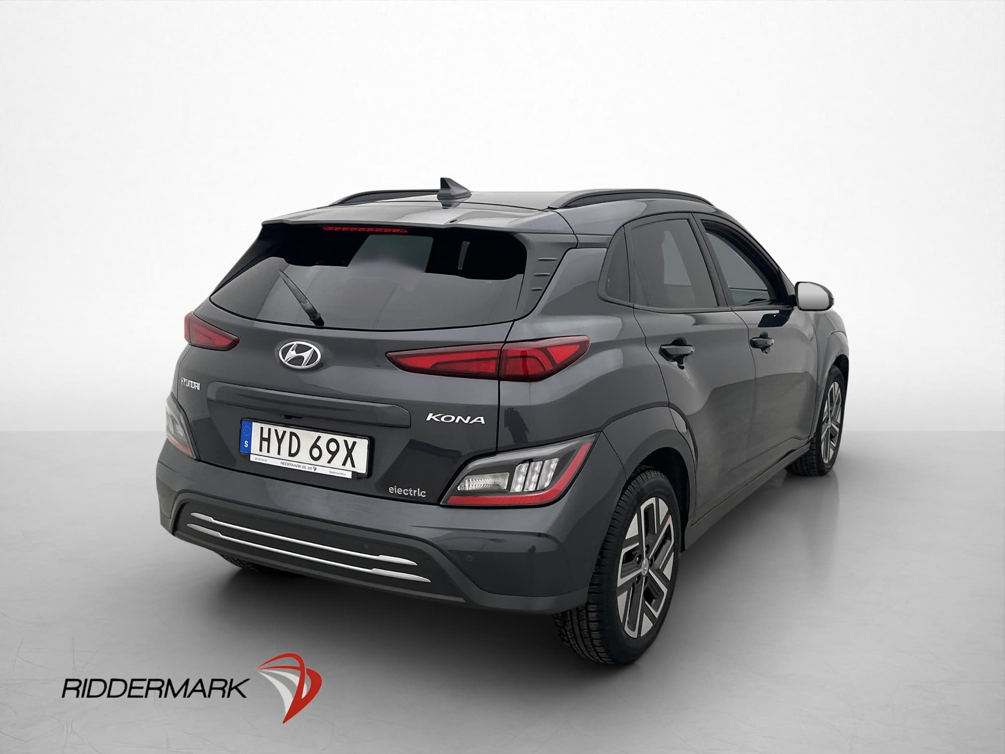 Hyundai Kona 64 kWh Essential Kamera Rattvärme CarPlay MOMS