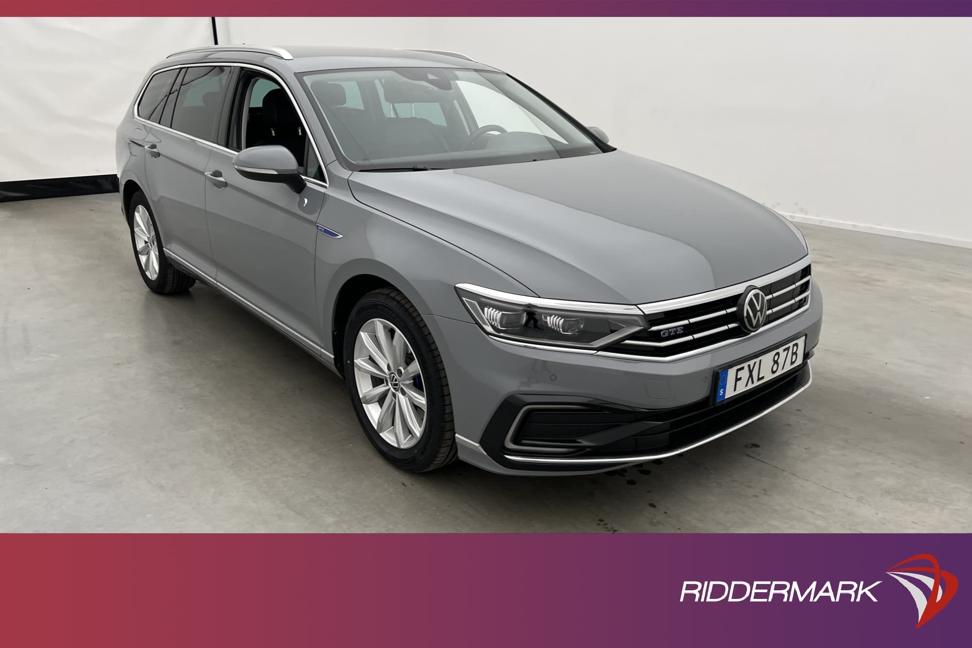 Volkswagen Passat GTE 218hk