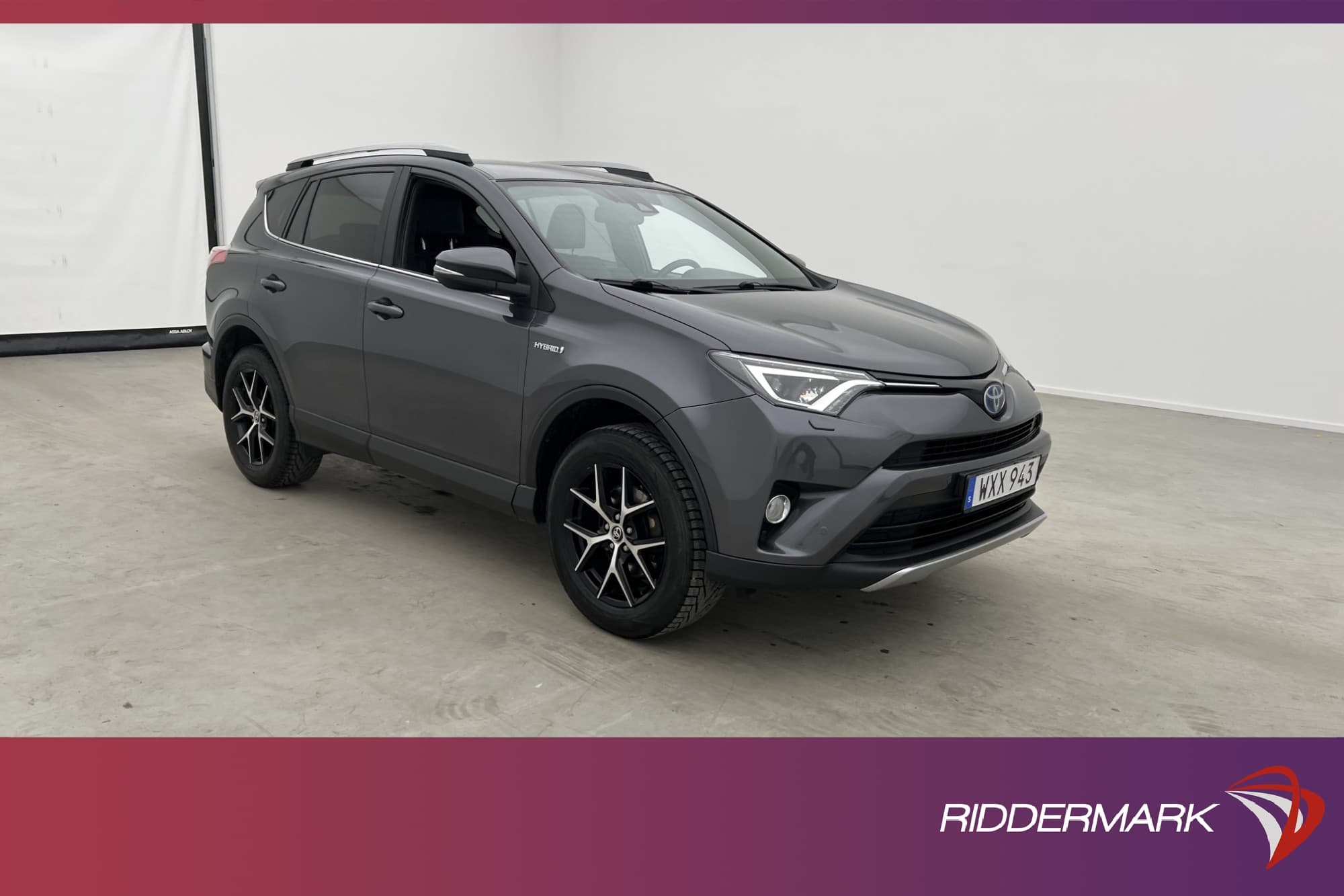 Toyota RAV4 Hybrid AWD 197hk