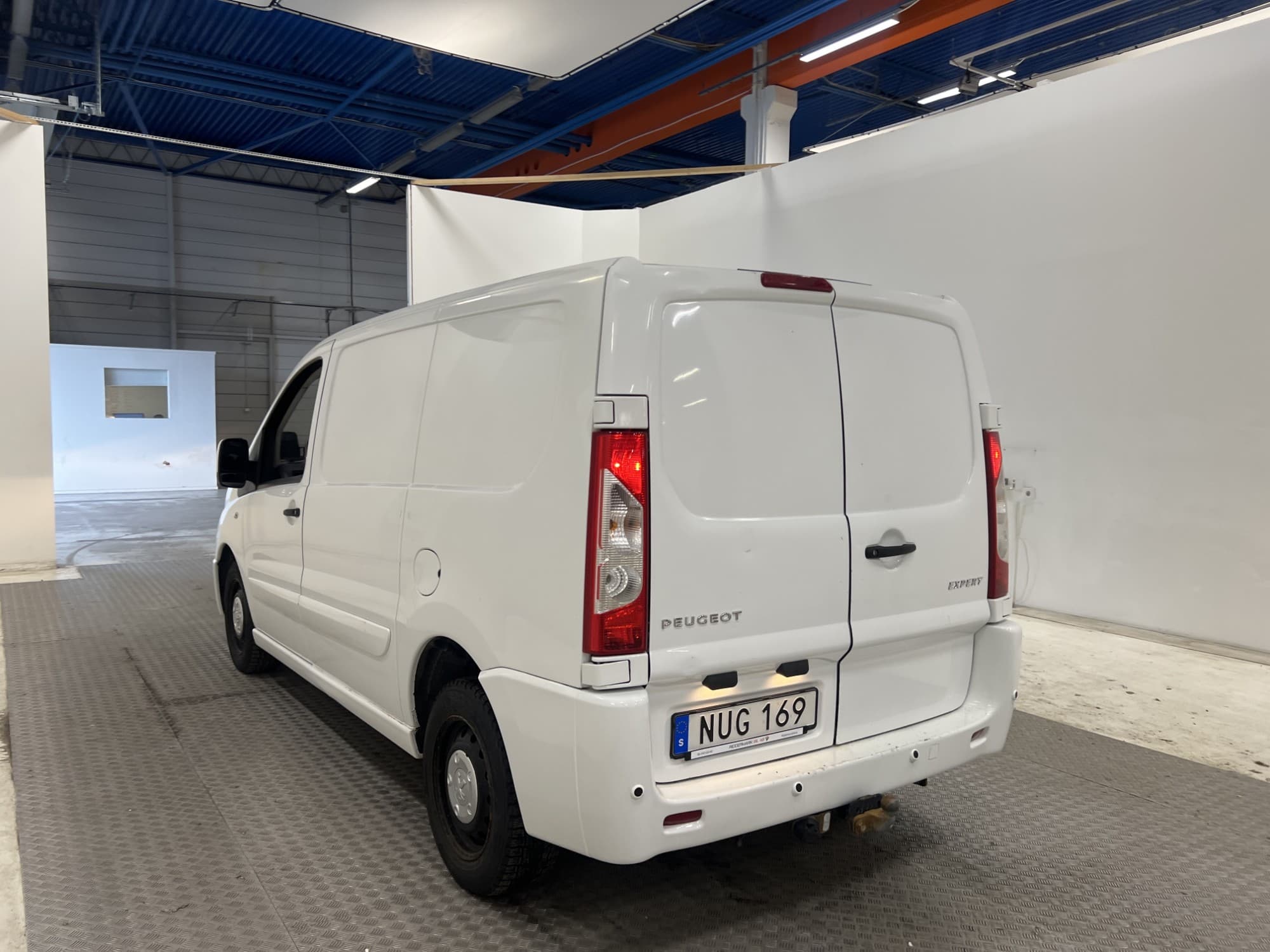 Peugeot Expert 2.0HDi Automat 163hk Drag V-inredd Moms