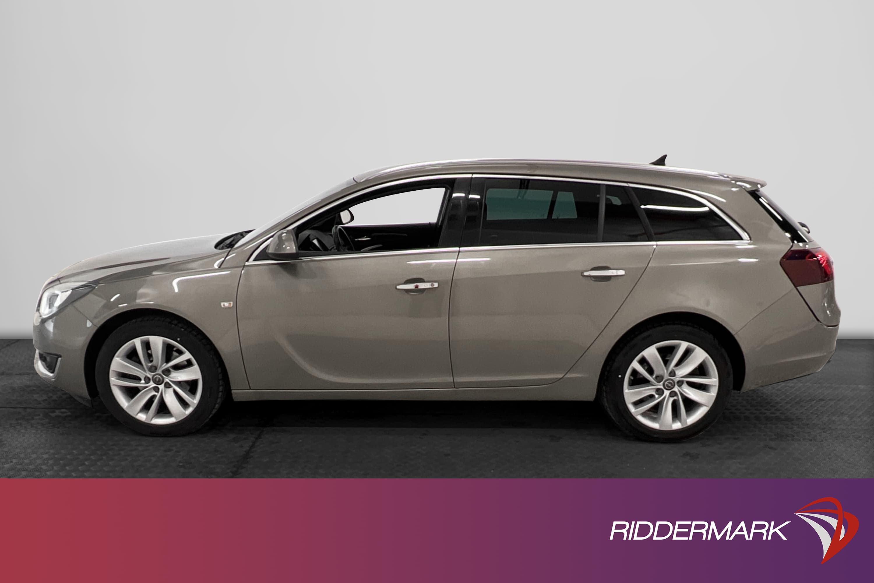 Opel Insignia 2.0 CDTI 170hk 4x4 B-Kamera D-Värm Ny Kamrem