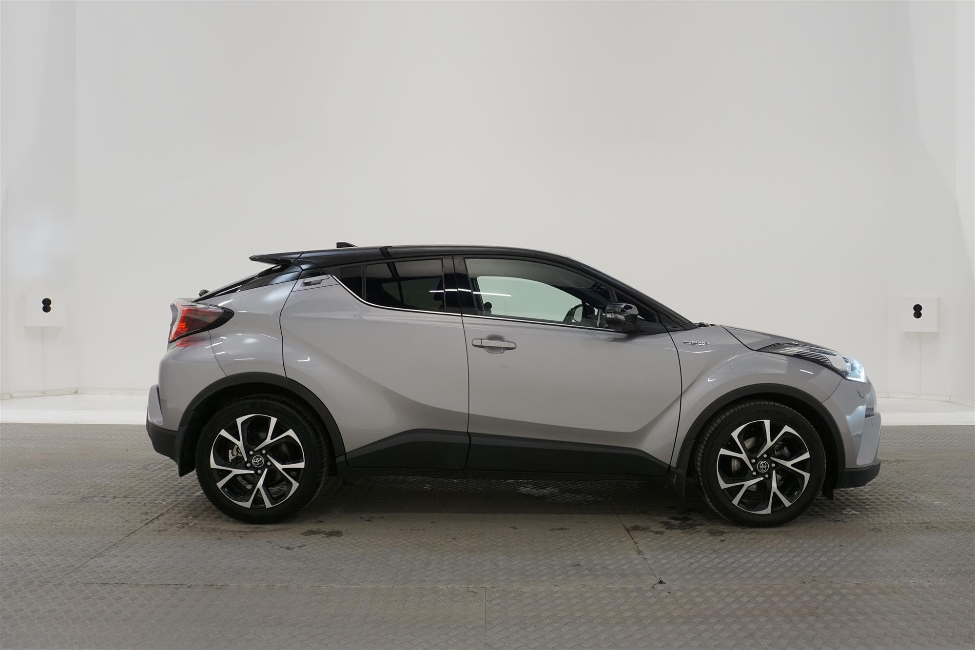 Toyota C-HR Hybrid CVT 122hk Executive JBL Skinn 0,38L/mil