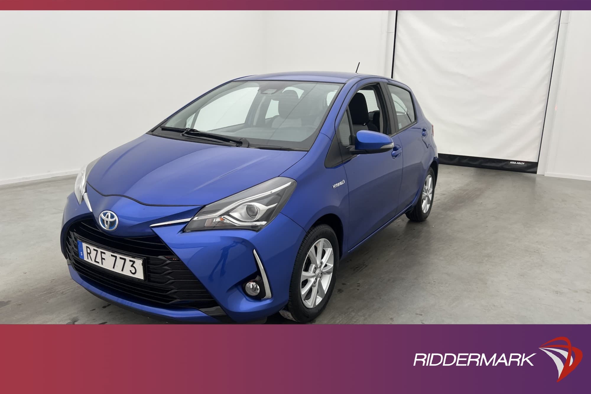 Toyota Yaris Hybrid 101hk