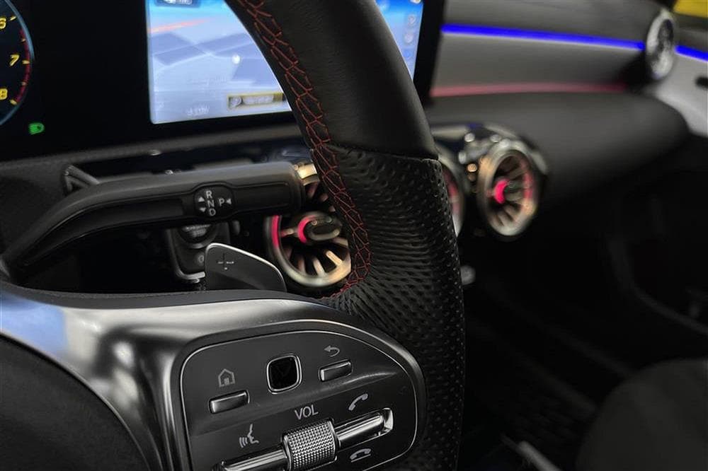 Mercedes-Benz CLA 200 SB 163hk AMG Wide Kamera GPS Drag MOMS