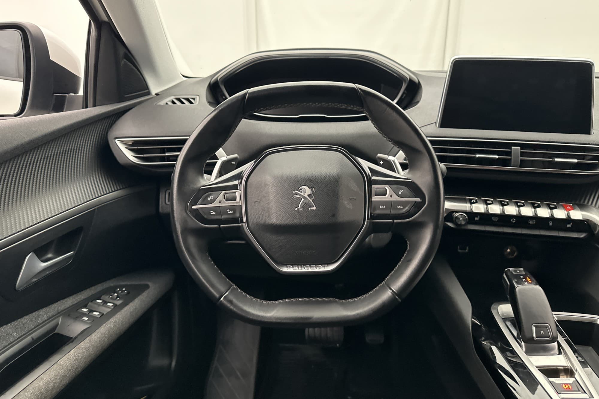Peugeot 3008 1.2 PureTech 130hk Active CarPlay Cockpit