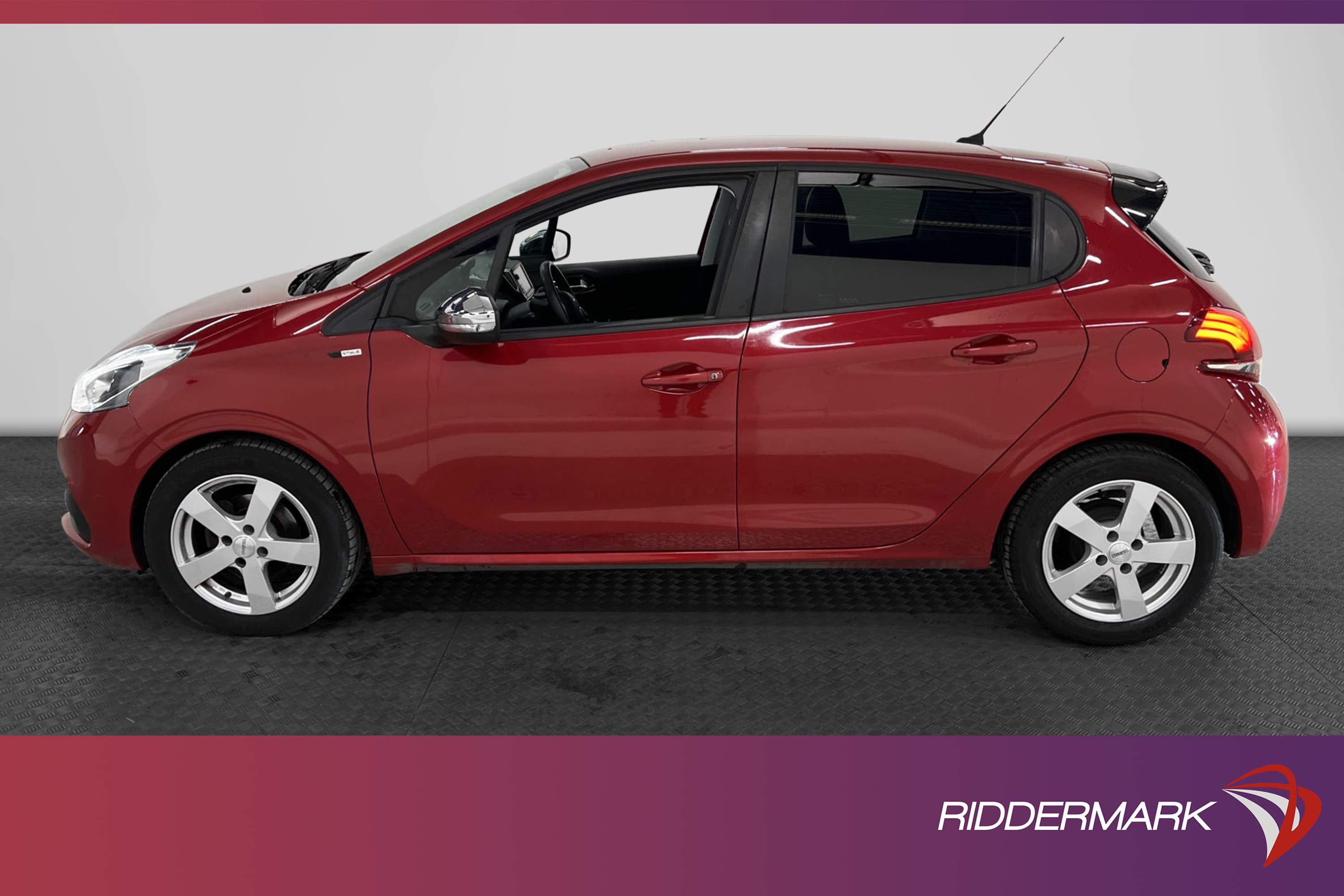 Peugeot 208 Style 1.2 VTi 82hk