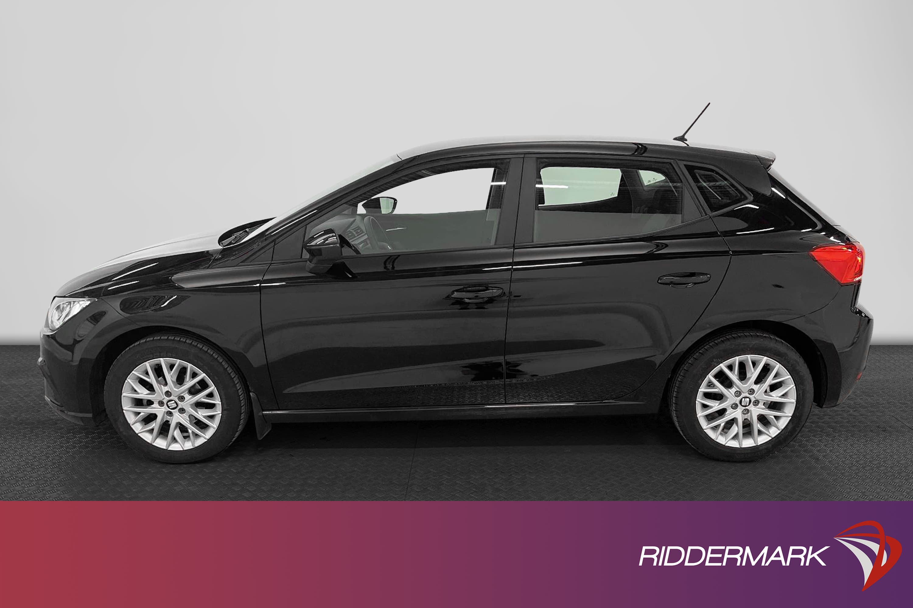 SEAT Ibiza 1.0 MPI 80hk