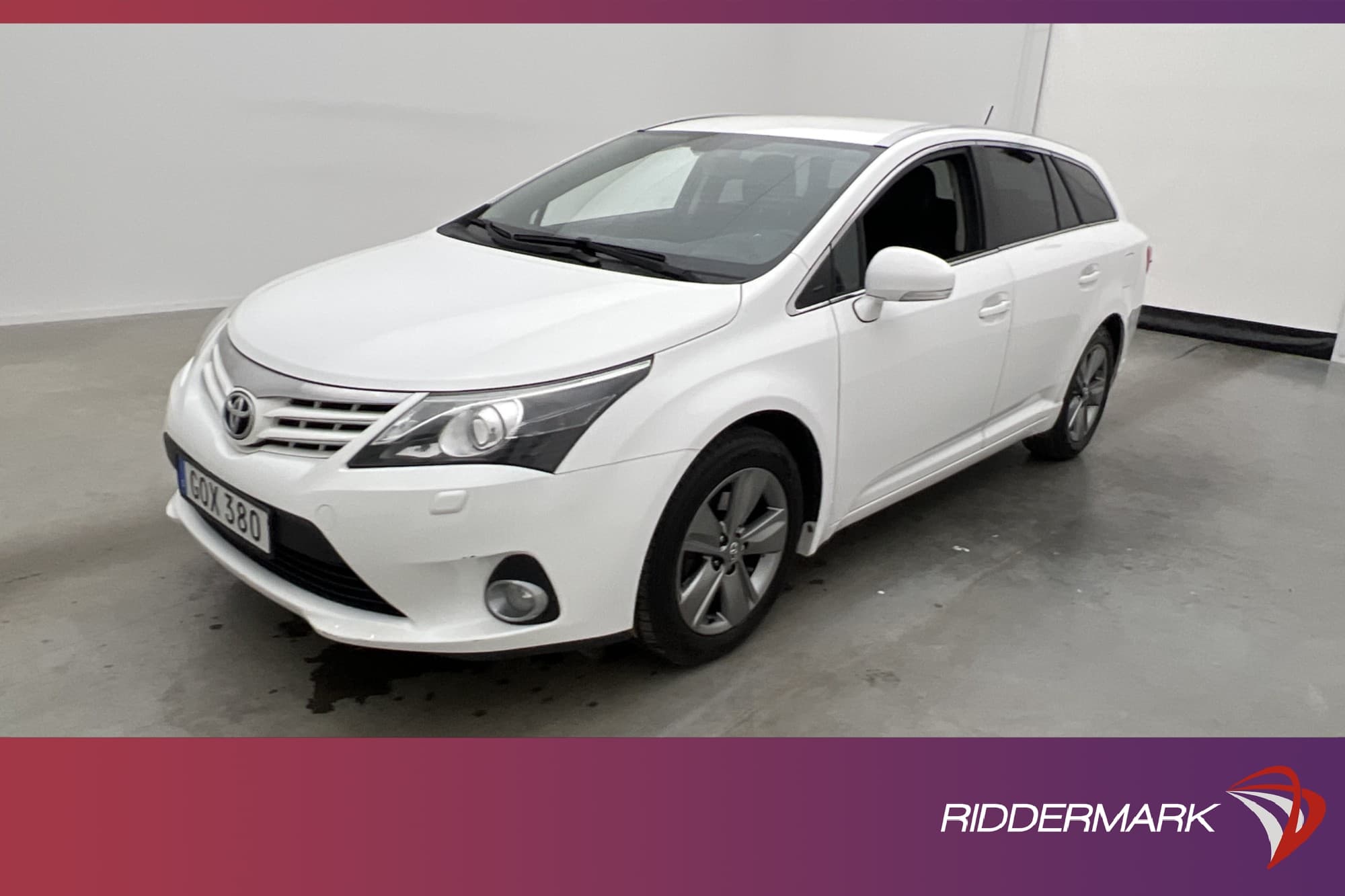 Toyota Avensis Kombi 147hk Kamera Halvskinn Farthållare Drag