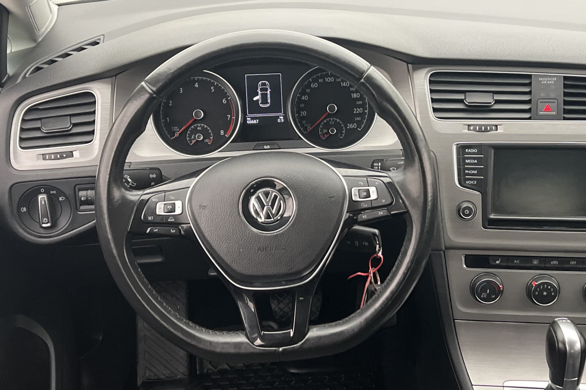Volkswagen Golf 1.2 TSI 110hk Style Adaptiv CarPlay