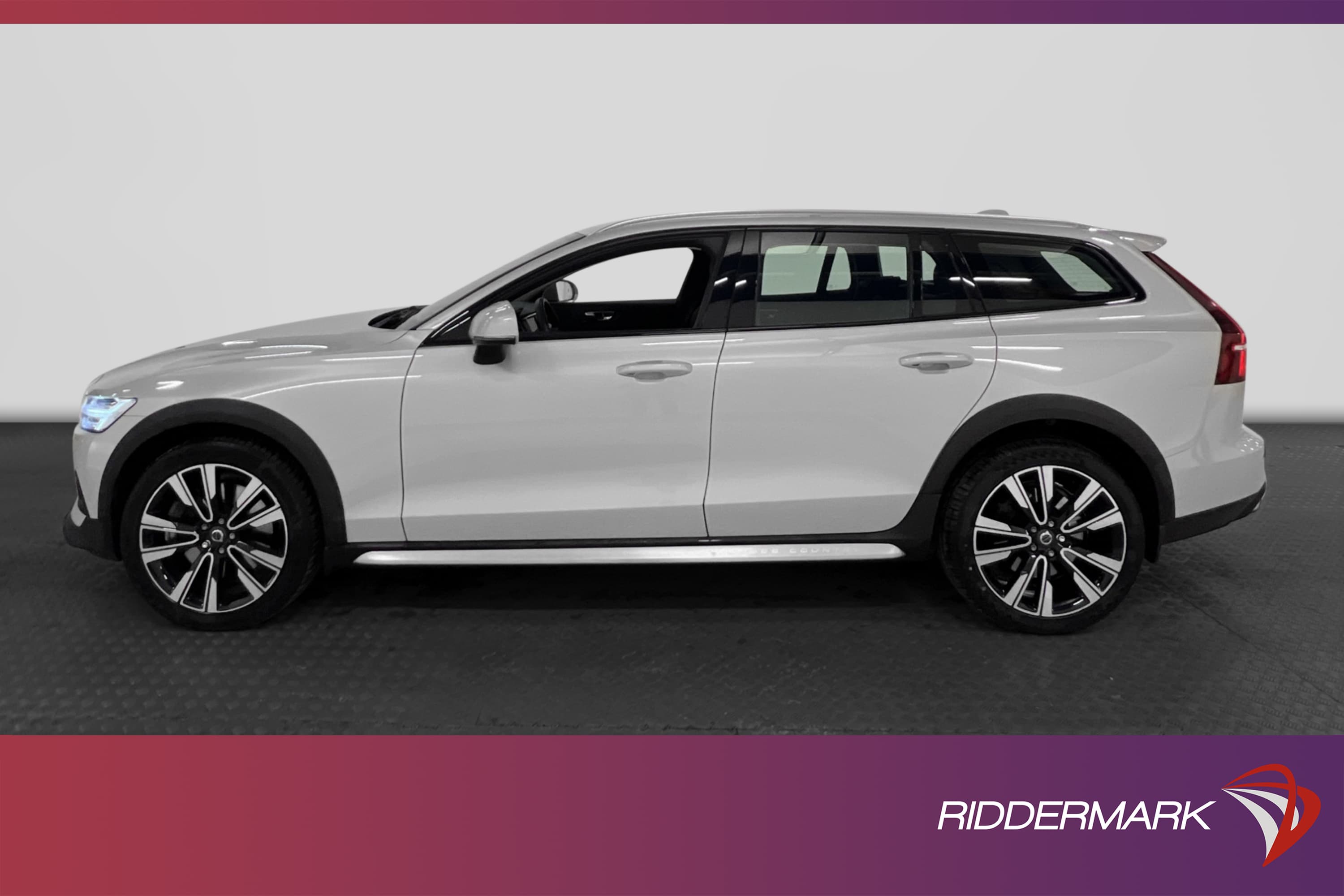 Volvo V60 Cross Country D4 AWD