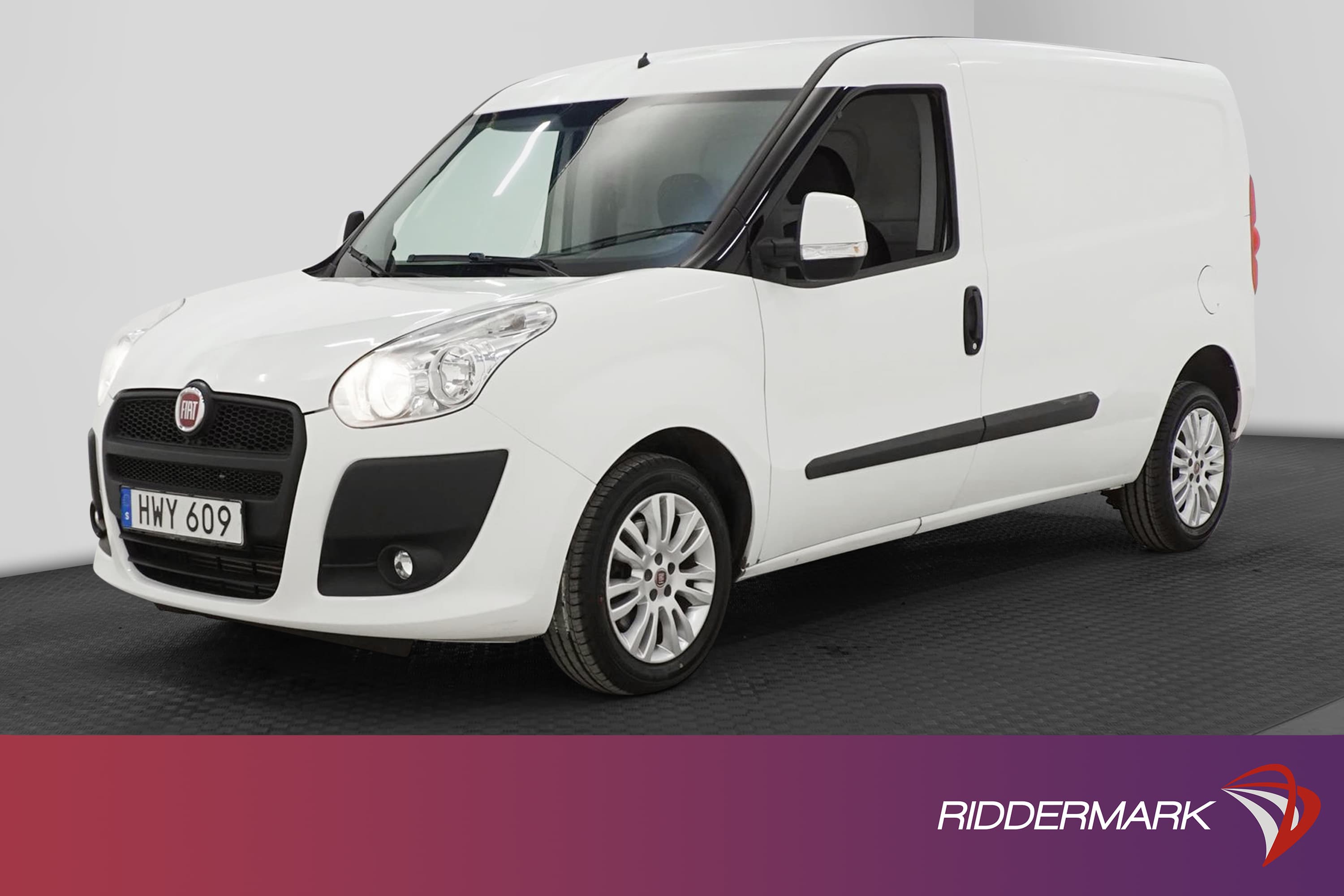 Fiat Doblo Lång 1.3 90hk Värmare Dragkrok PDC Nyservad Moms