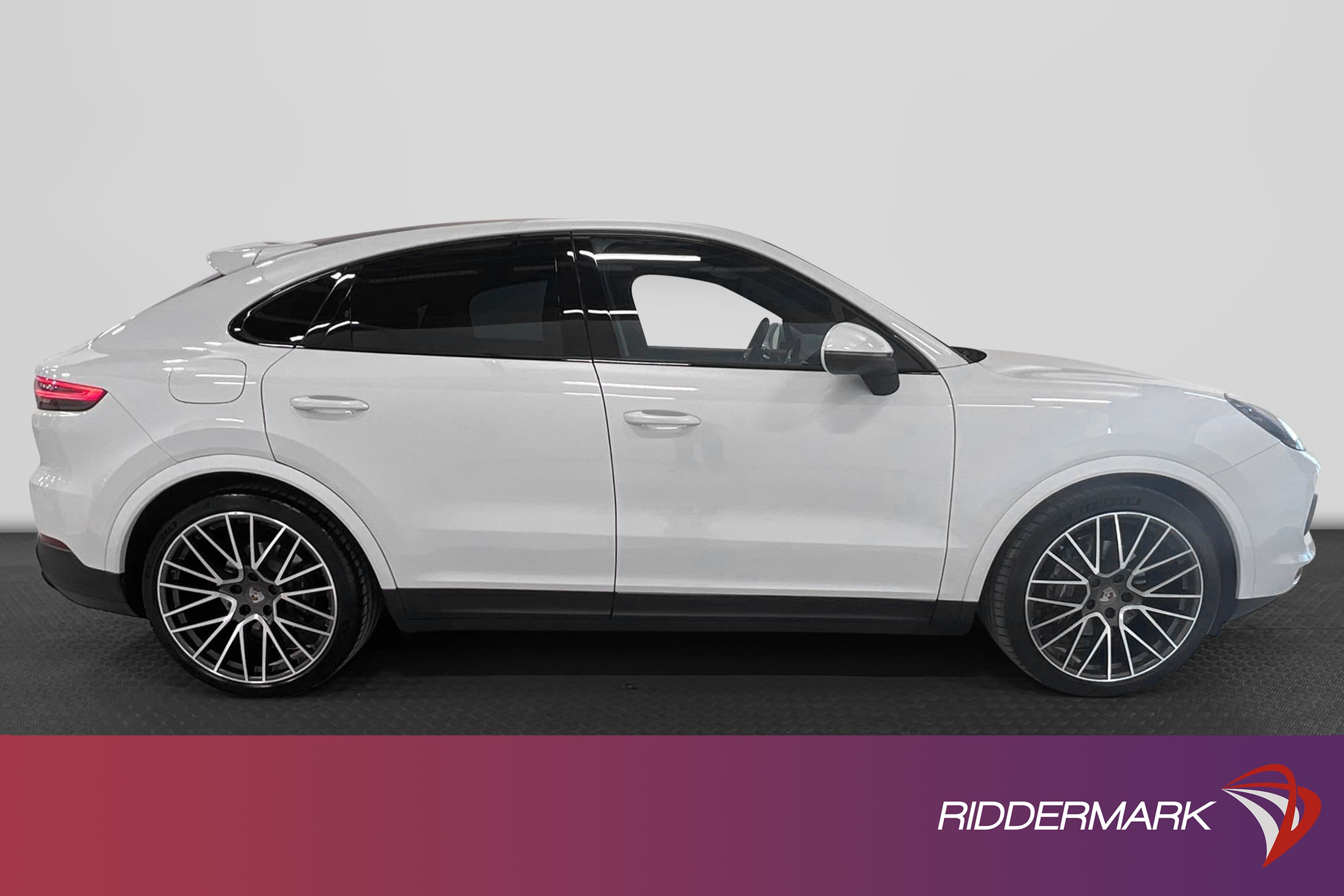 Porsche Cayenne Coupe 340hk Sport Chrono Panorama 18-Vägs RS