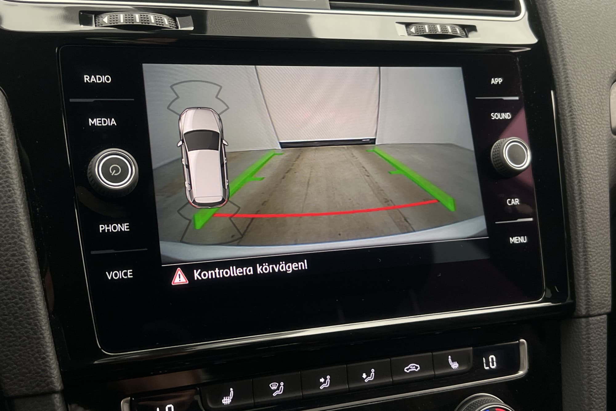 Volkswagen Golf GTI Performance 2.0 TSI 245hk Cockpit Kamera