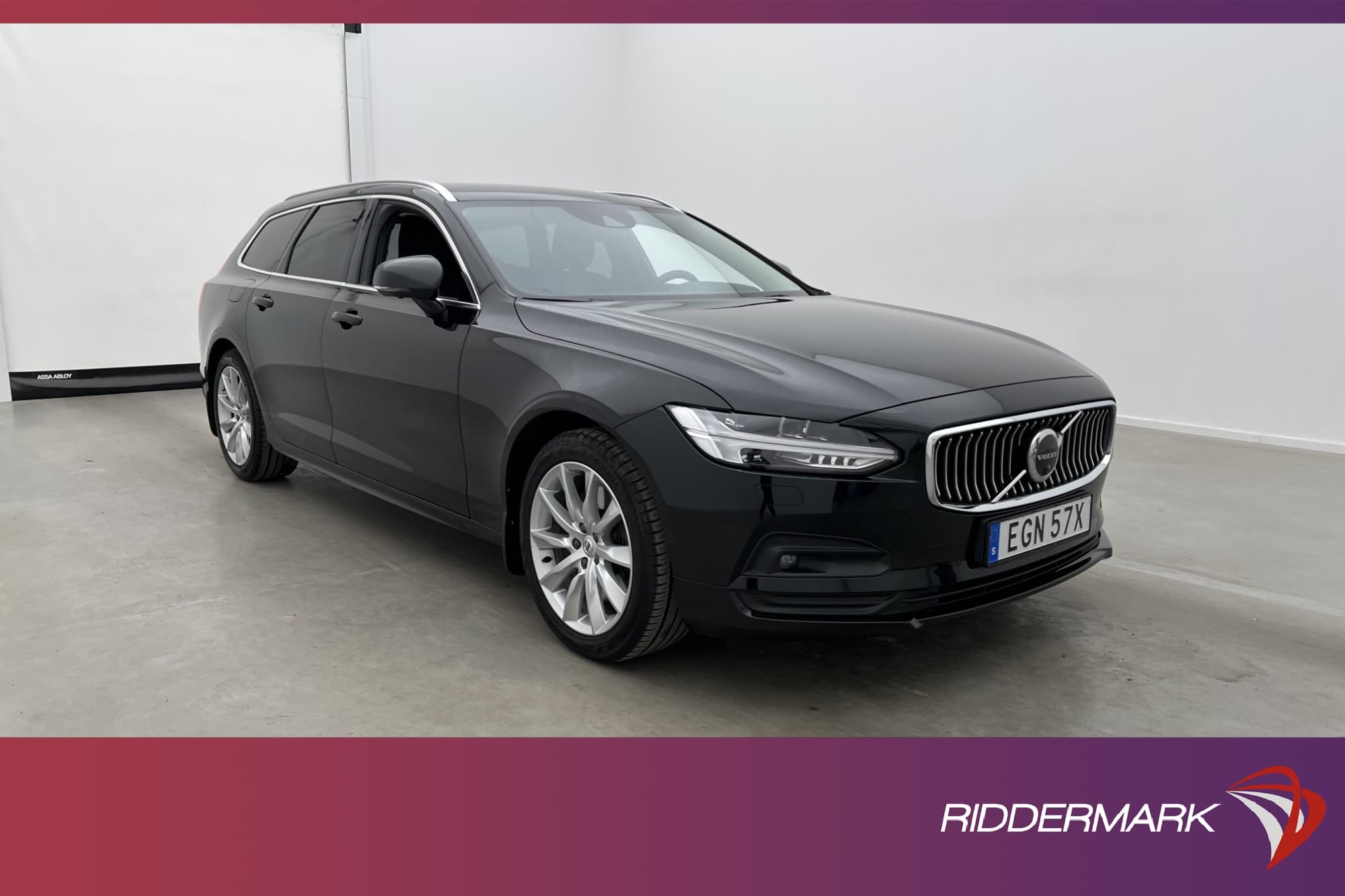 Volvo V90 B4