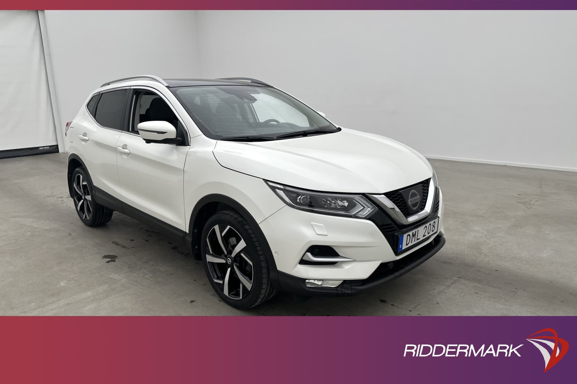 Nissan Qashqai 1.2 DIG-T 115hk Tekna Panorama 360° Halvskinn