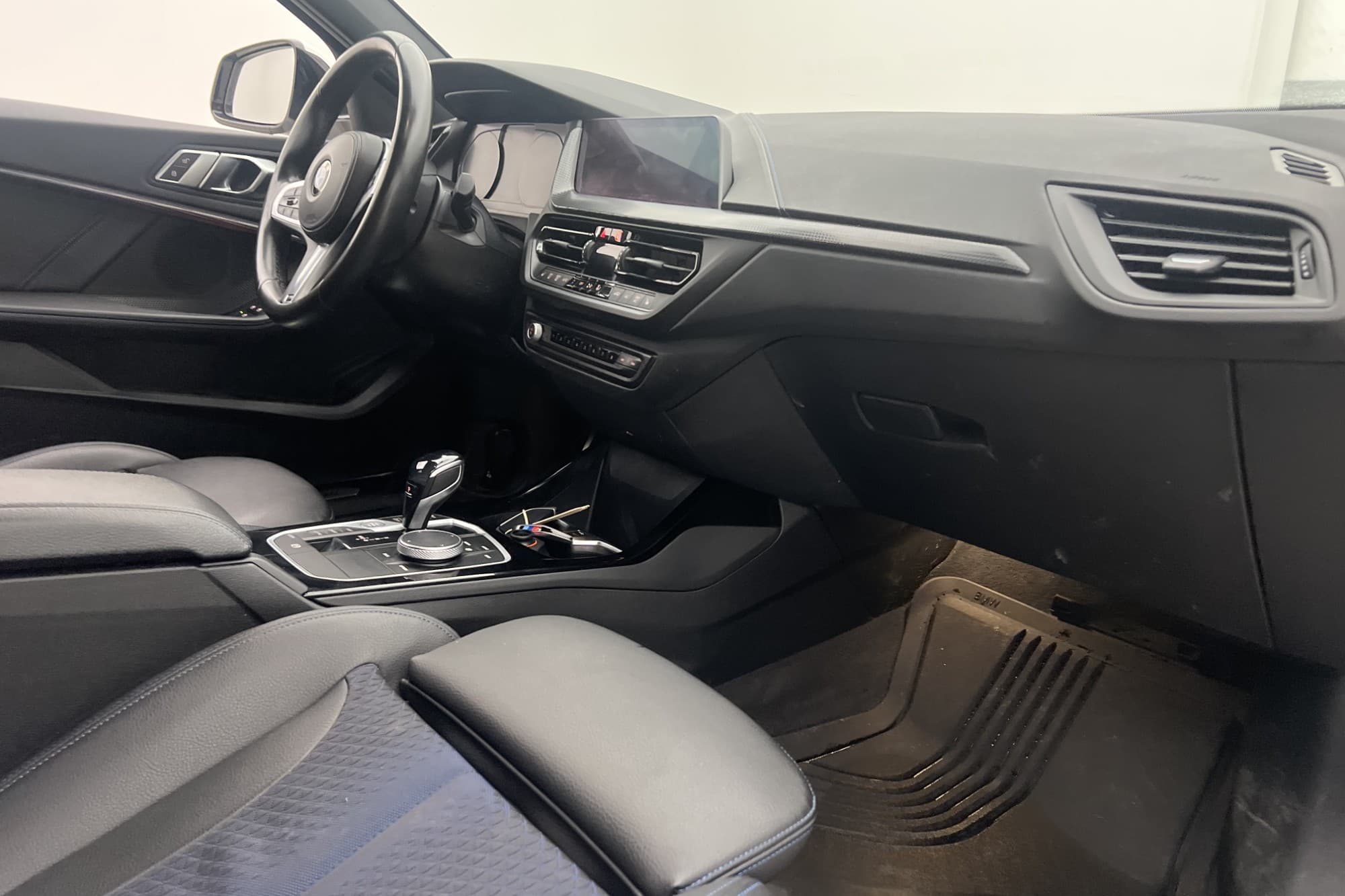 BMW 118 i Steptronic 140hk M Sport Halvskinn P-sensorer
