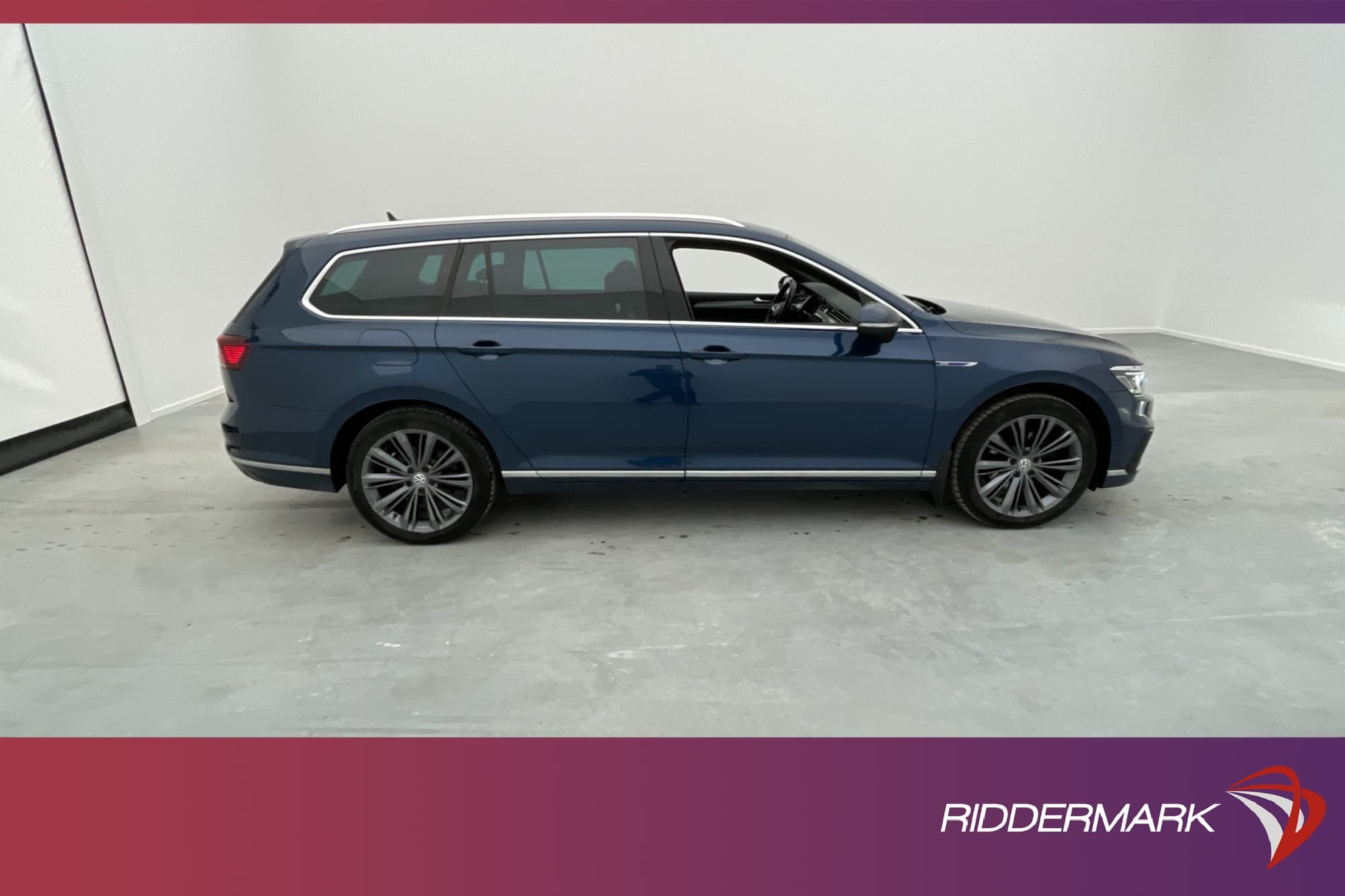 Volkswagen Passat GTE 218hk