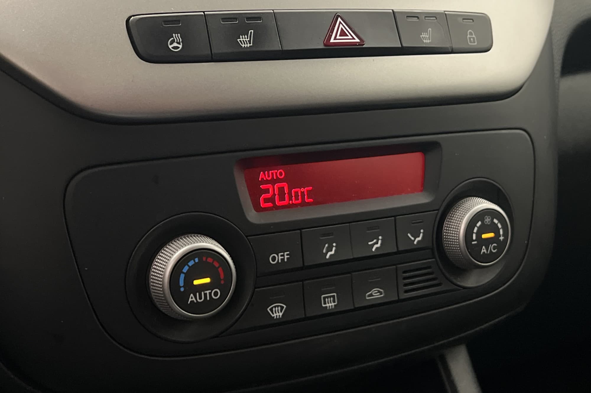 Kia Venga 1.6 CVVT 125hk Comfort M&K-värm Rattvärme PDC
