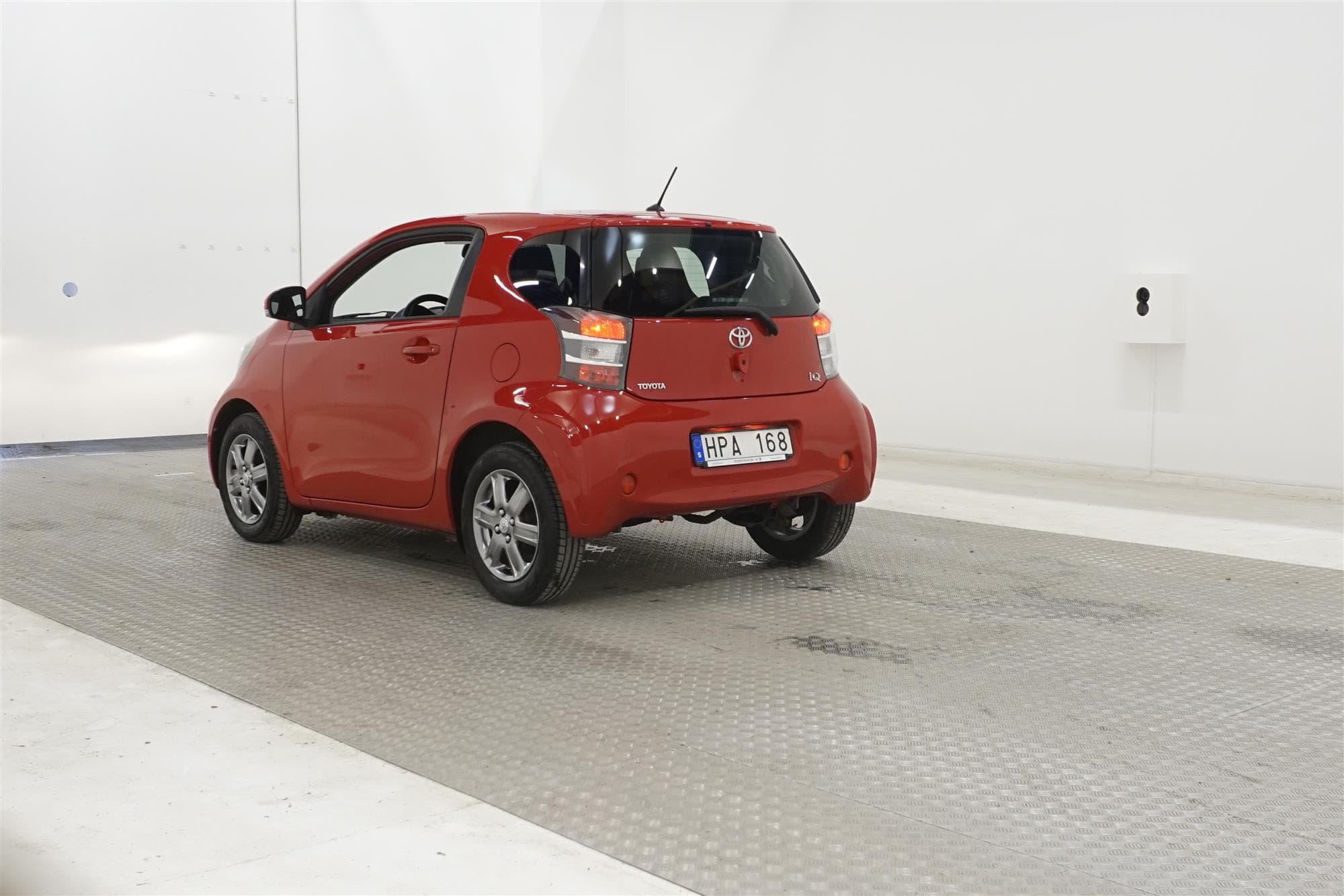 Toyota iQ 1.0 VVT-i  68hk Låg Skatt 0,44L/mil 