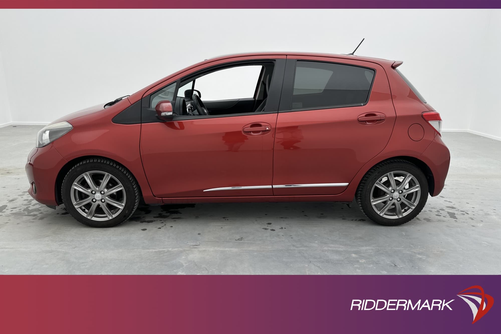 Toyota  Yaris 1.33