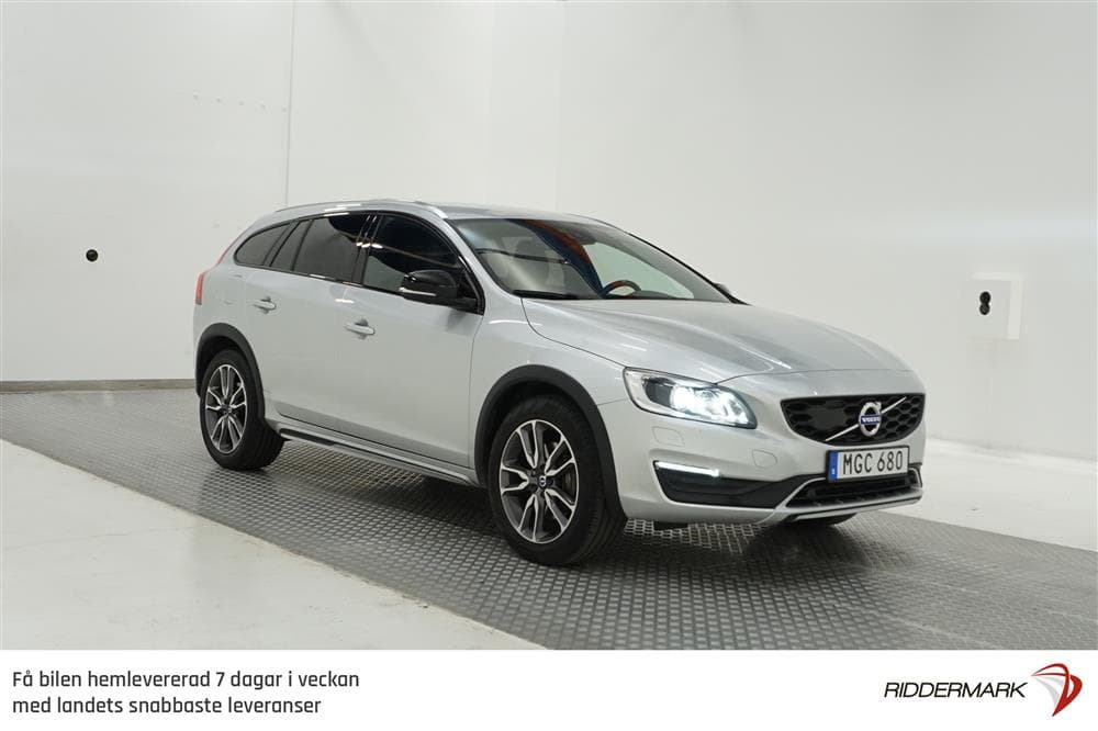 Volvo V60 Cross Country D4