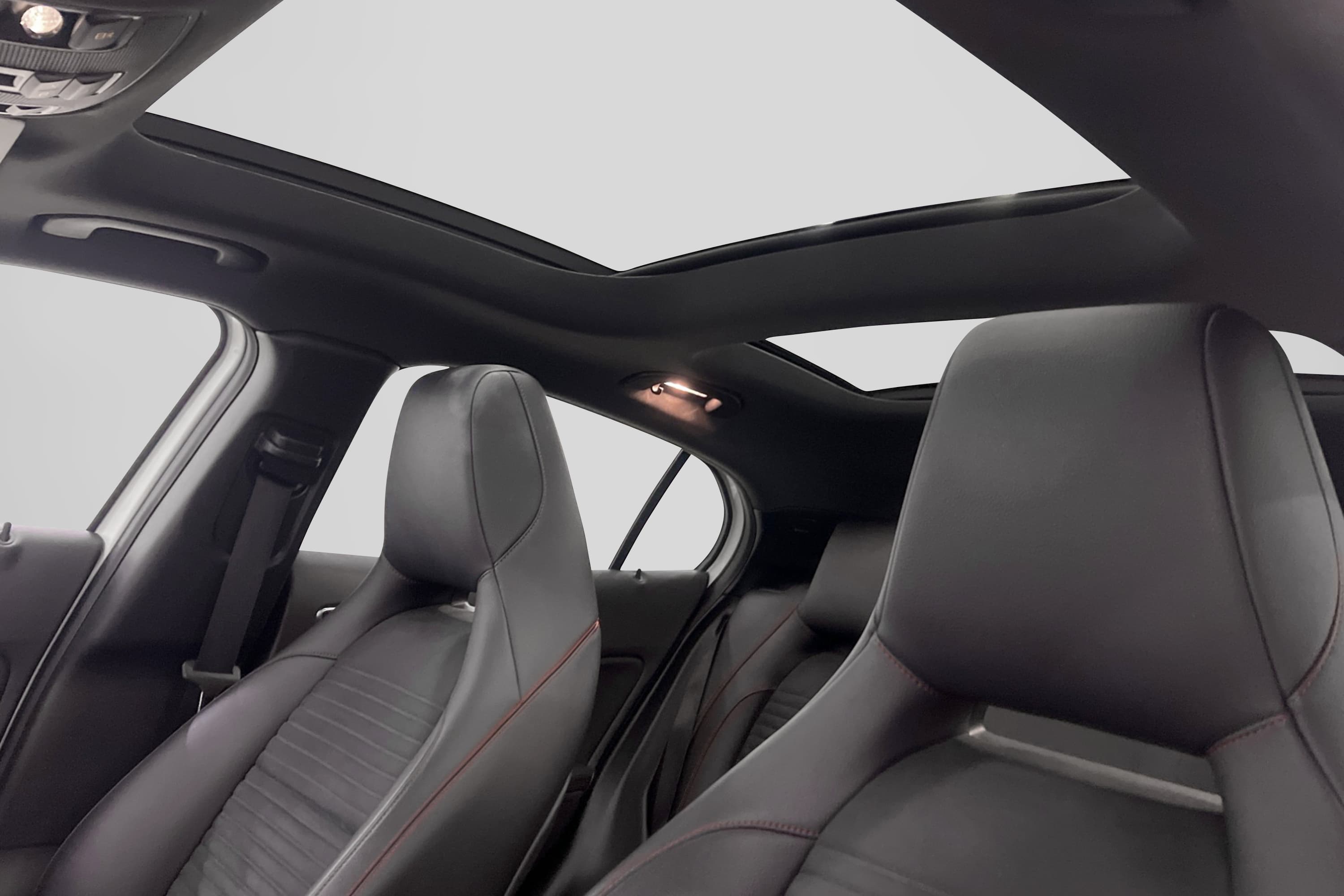 Mercedes-Benz GLA 200 d 136hk AMG Panorama Halvskinn CarPlay