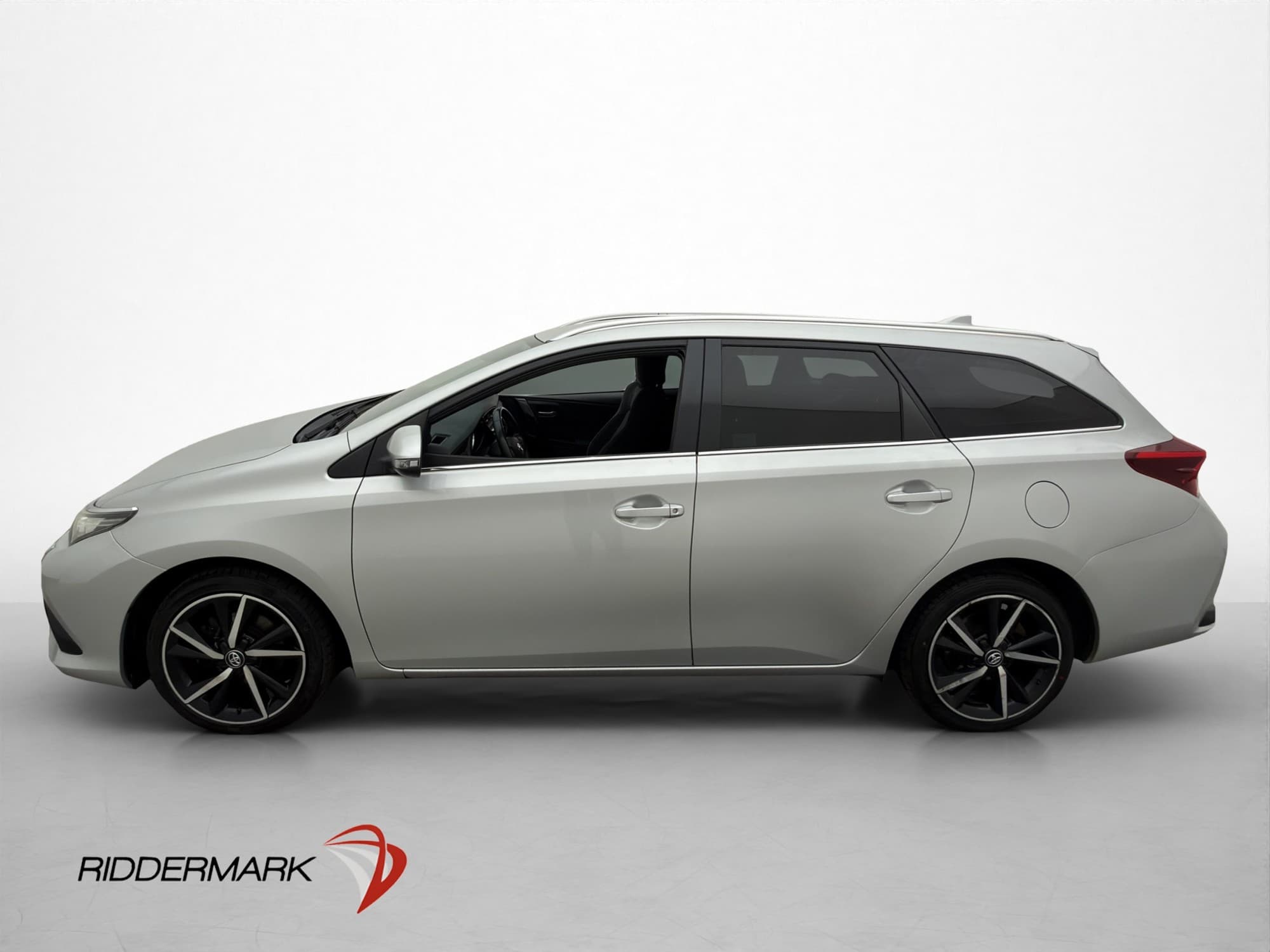 Toyota Auris Touring Sports