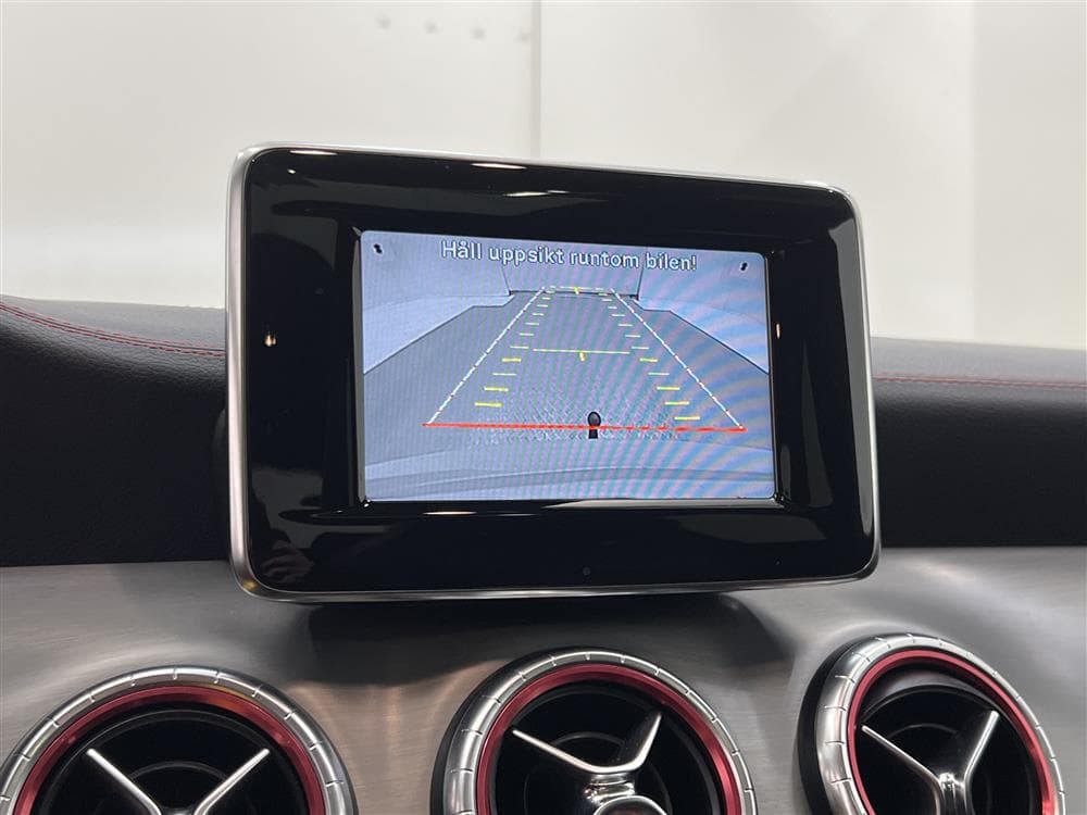 Mercedes-Benz CLA 250 211hk  AMG Pano Navi Drag Skinn